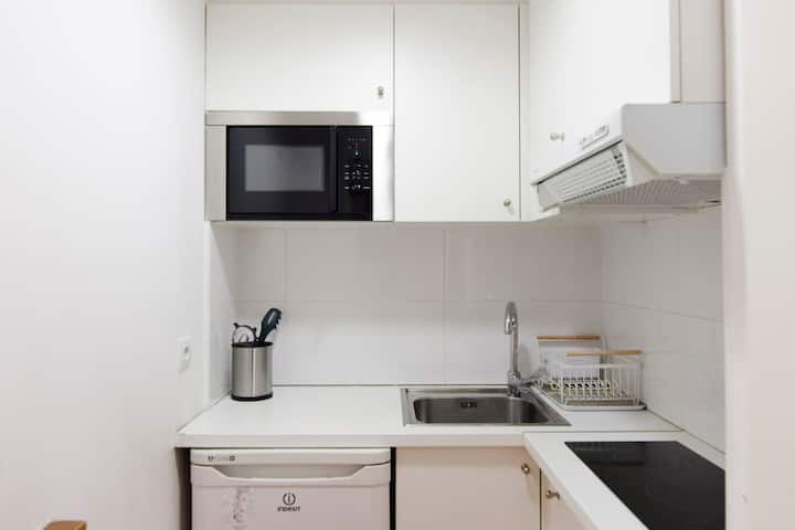 Beautiful Flat A Stone's Throw From The Retiro - Chamartín