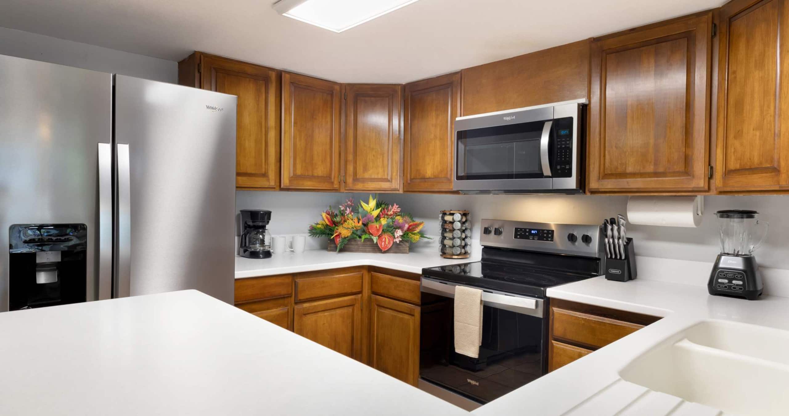 Condo in Kailua-Kona · ★4.6 · 2 bedrooms · 3 beds · 2 private baths - Image 4