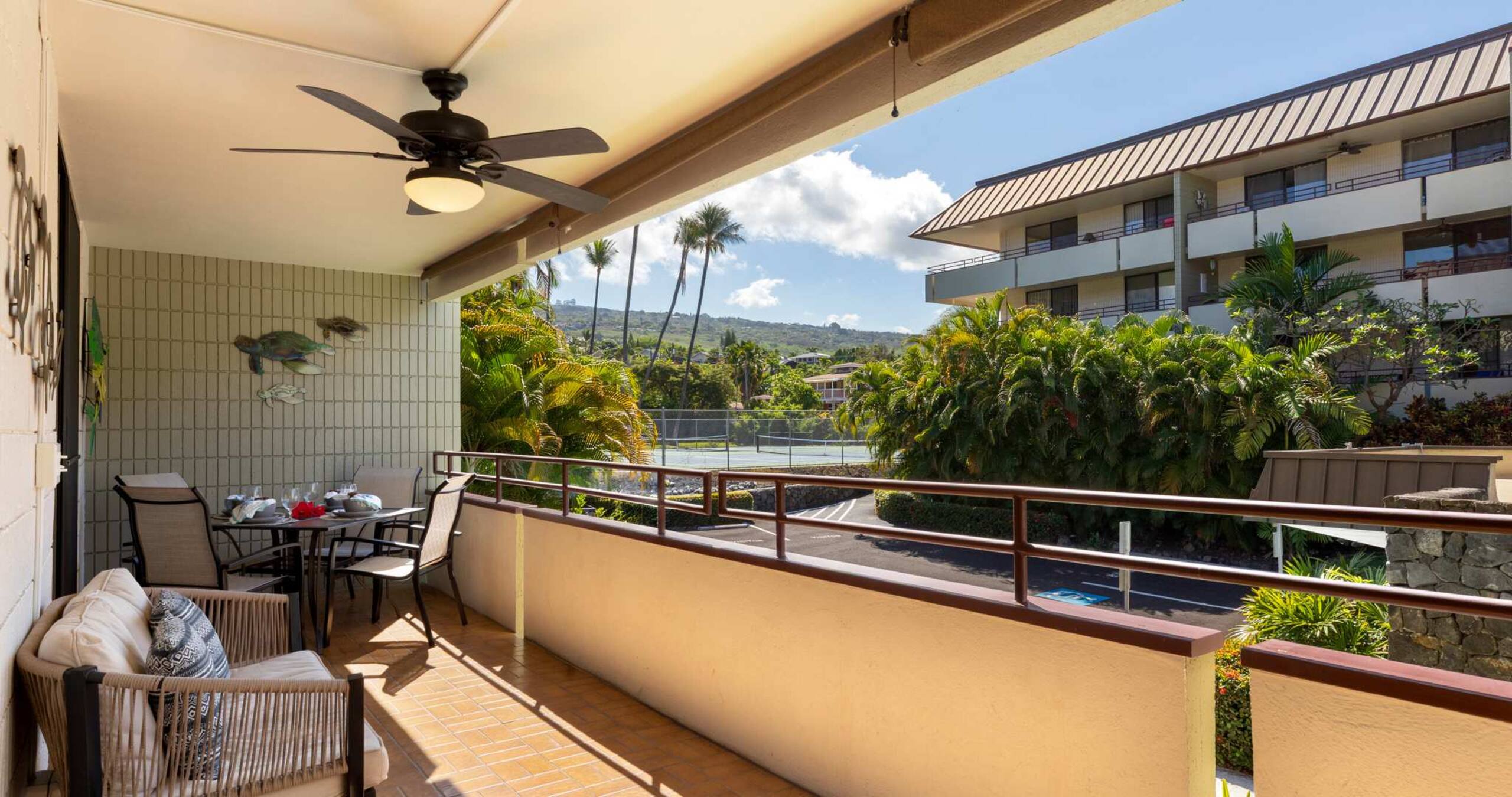 Condo in Kailua-Kona · ★4.6 · 2 bedrooms · 3 beds · 2 private baths - Image 36