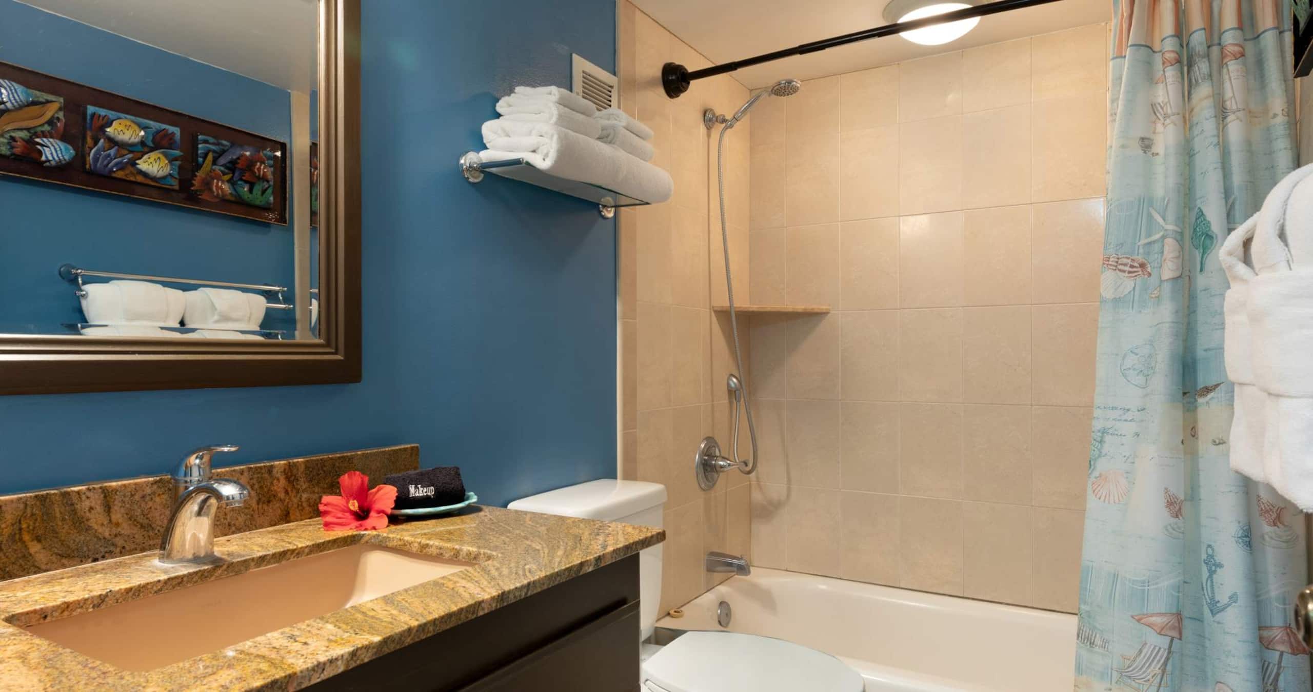 Condo in Kailua-Kona · ★4.6 · 2 bedrooms · 3 beds · 2 private baths - Image 22