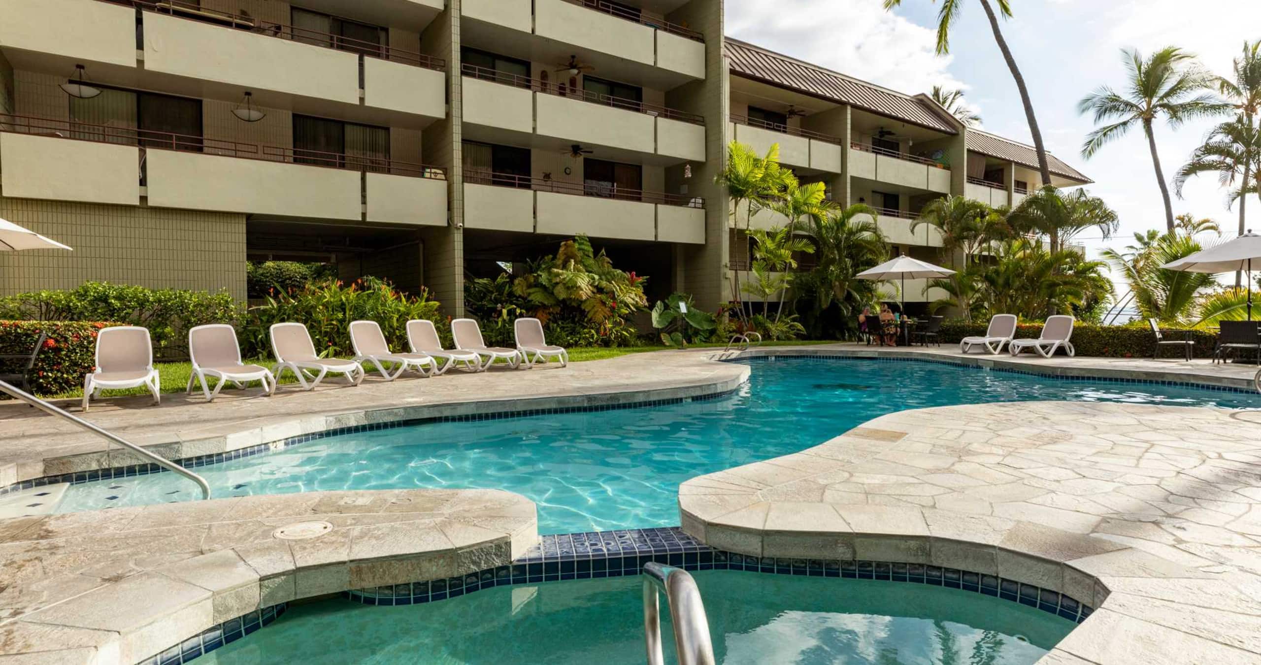 Condo in Kailua-Kona · ★4.6 · 2 bedrooms · 3 beds · 2 private baths - Image 14