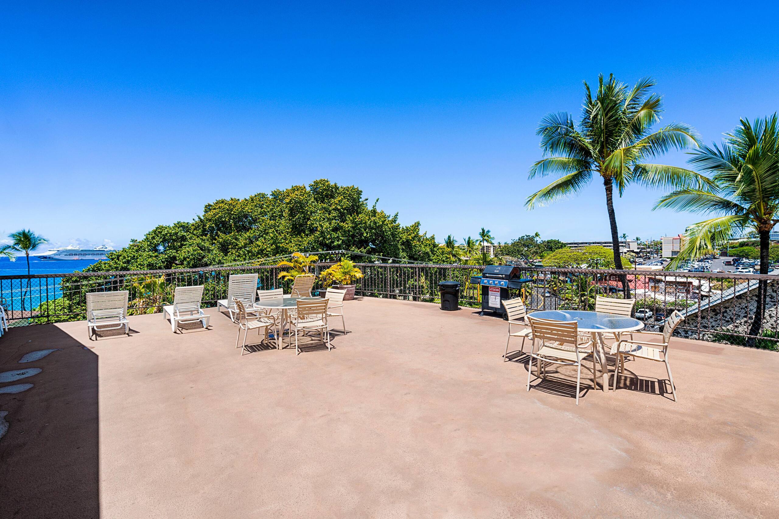 Condo in Kailua-Kona · ★4.77 · 1 bedroom · 2 beds · 1 private bath - Image 24