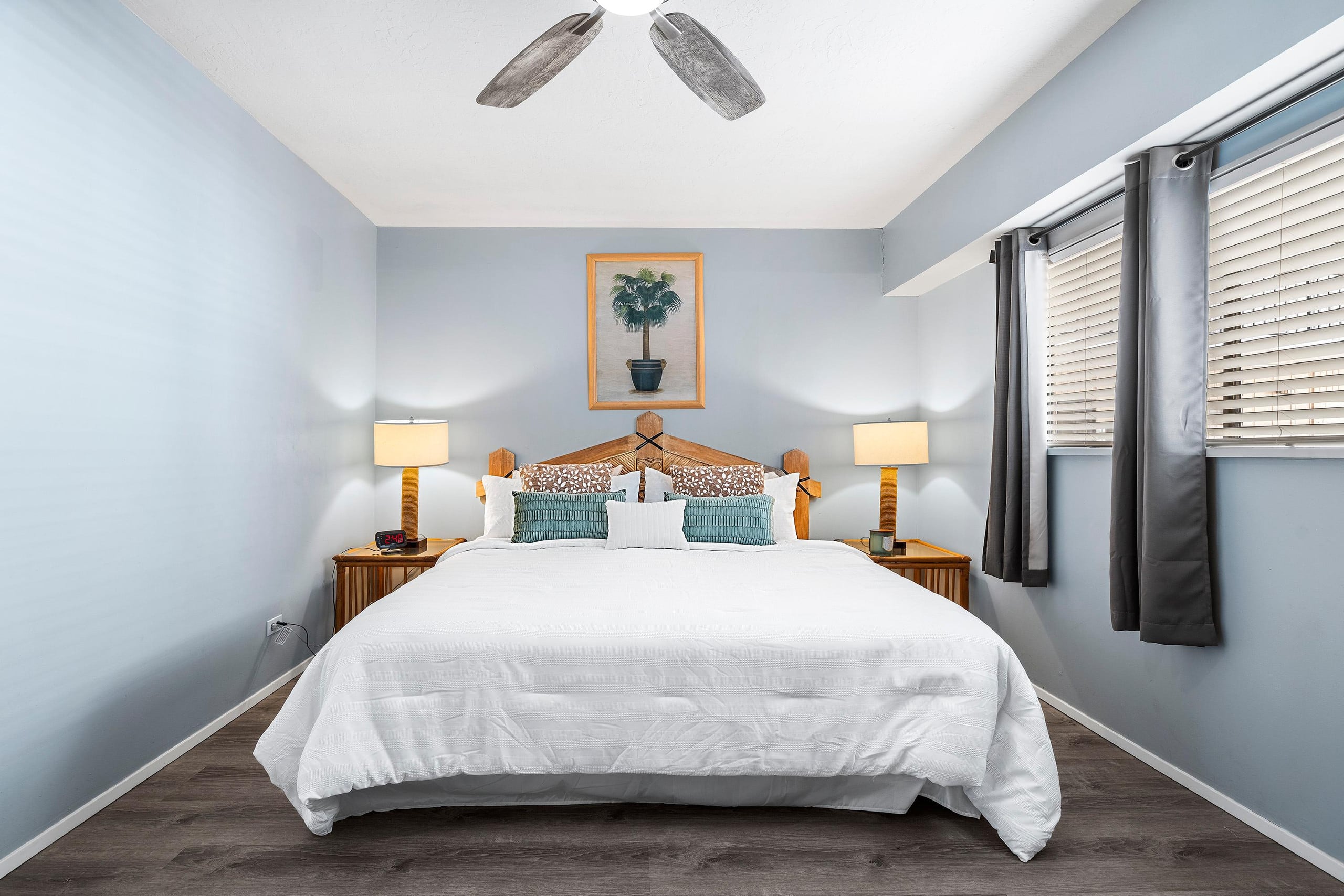 Condo in Kailua-Kona · ★4.77 · 1 bedroom · 2 beds · 1 private bath - Image 9