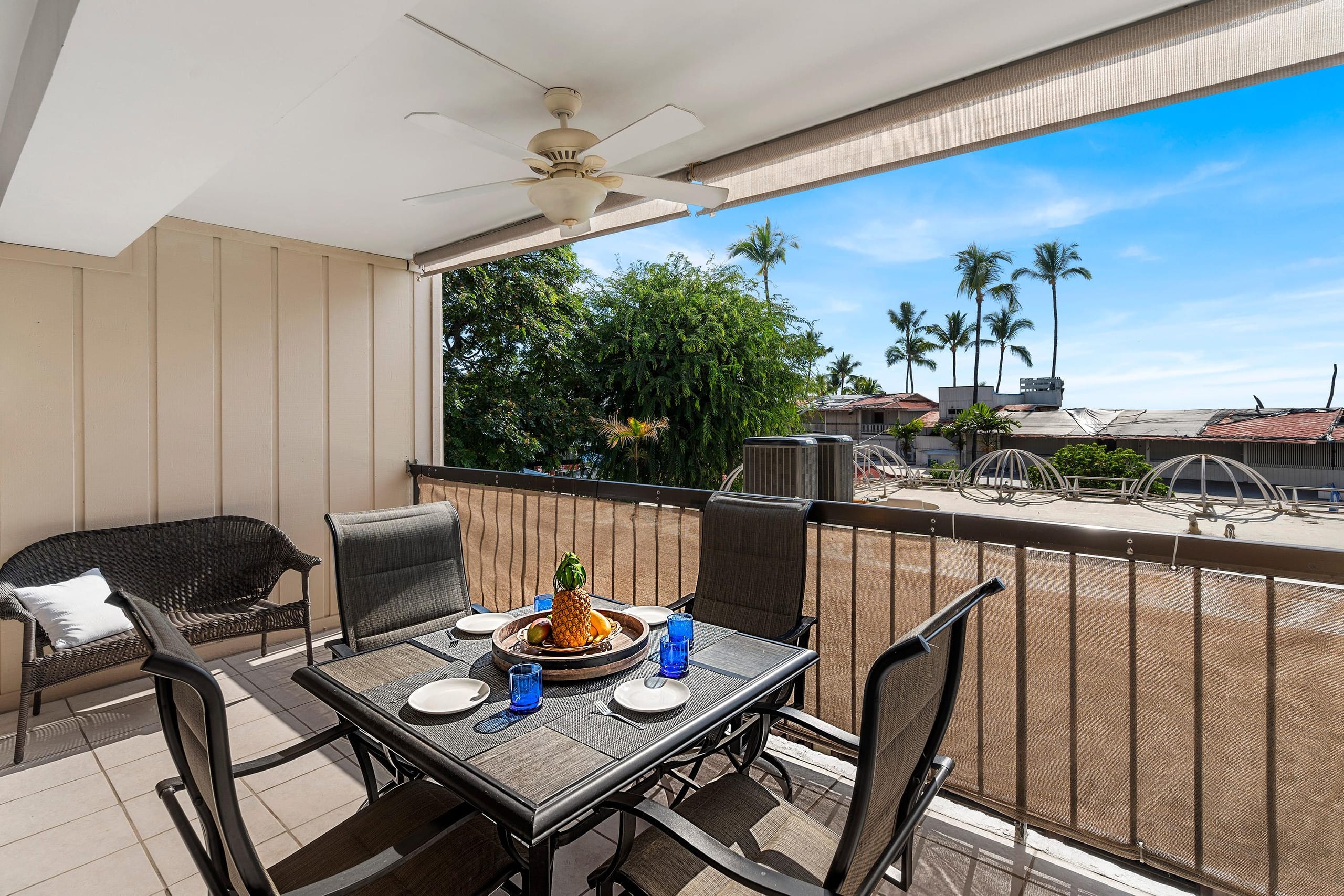 Condo in Kailua-Kona · ★4.77 · 1 bedroom · 2 beds · 1 private bath - Image 13