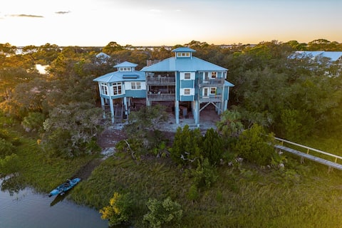 3 Story Haven! Fire Pit+kayaks~updated~360 Views!