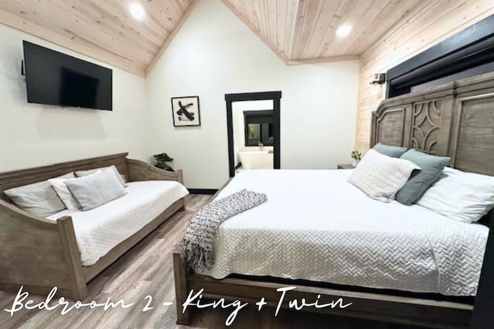 Dhoma e gjumit nr. 2: King + twin, fjetje fleksibël.