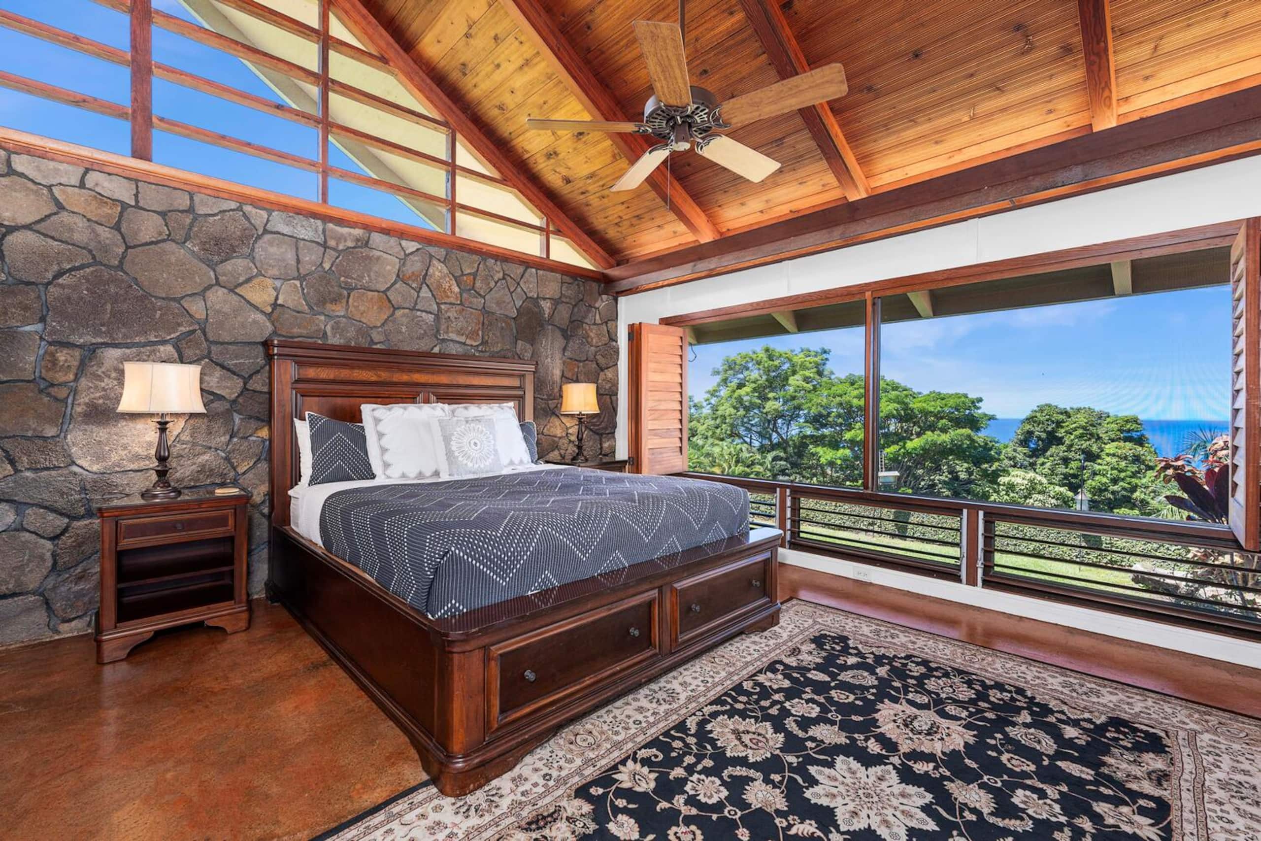 Home in Kailua-Kona · ★4.96 · 4 bedrooms · 5 beds · 3.5 baths - Image 18