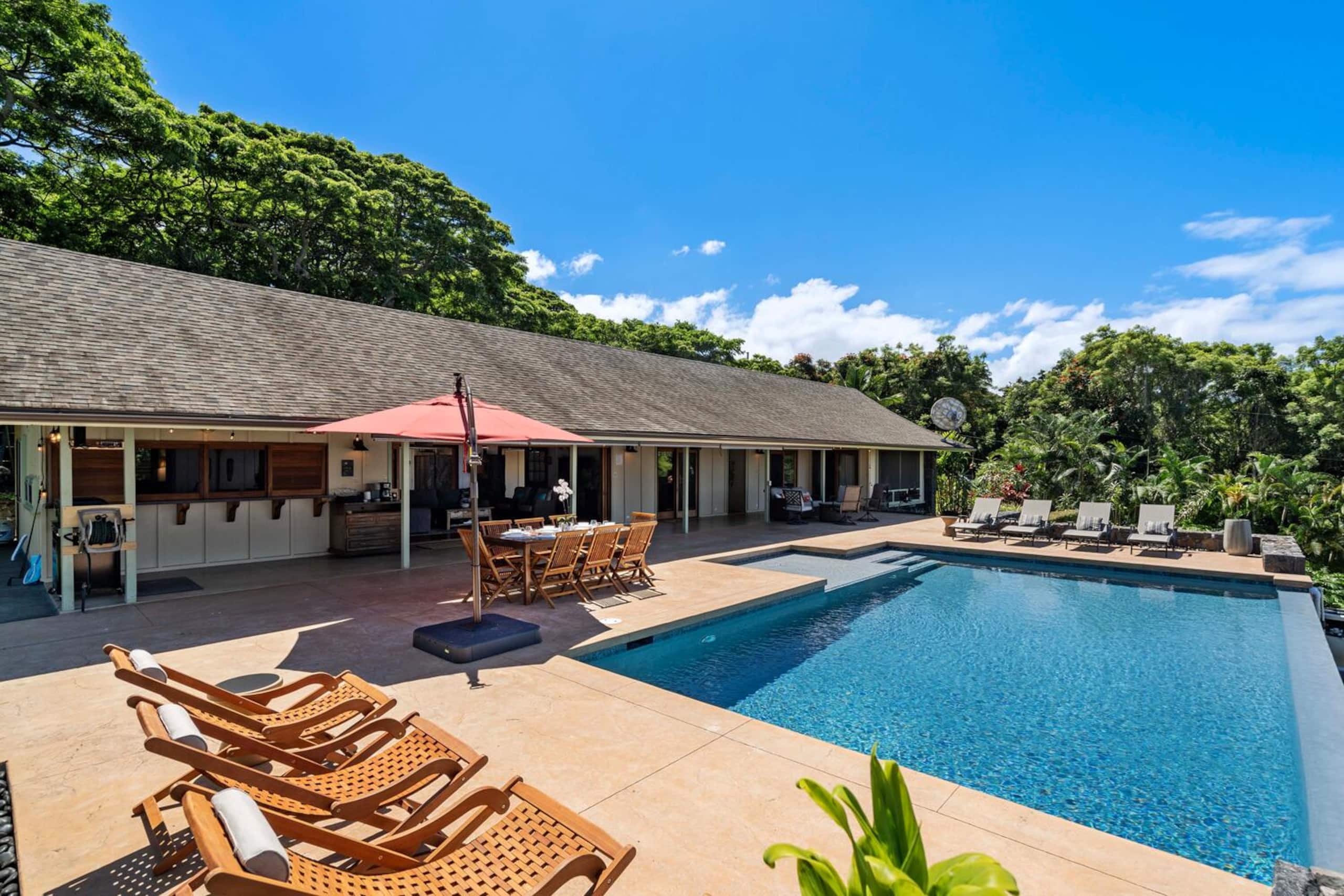 Home in Kailua-Kona · ★4.96 · 4 bedrooms · 5 beds · 3.5 baths - Image 56