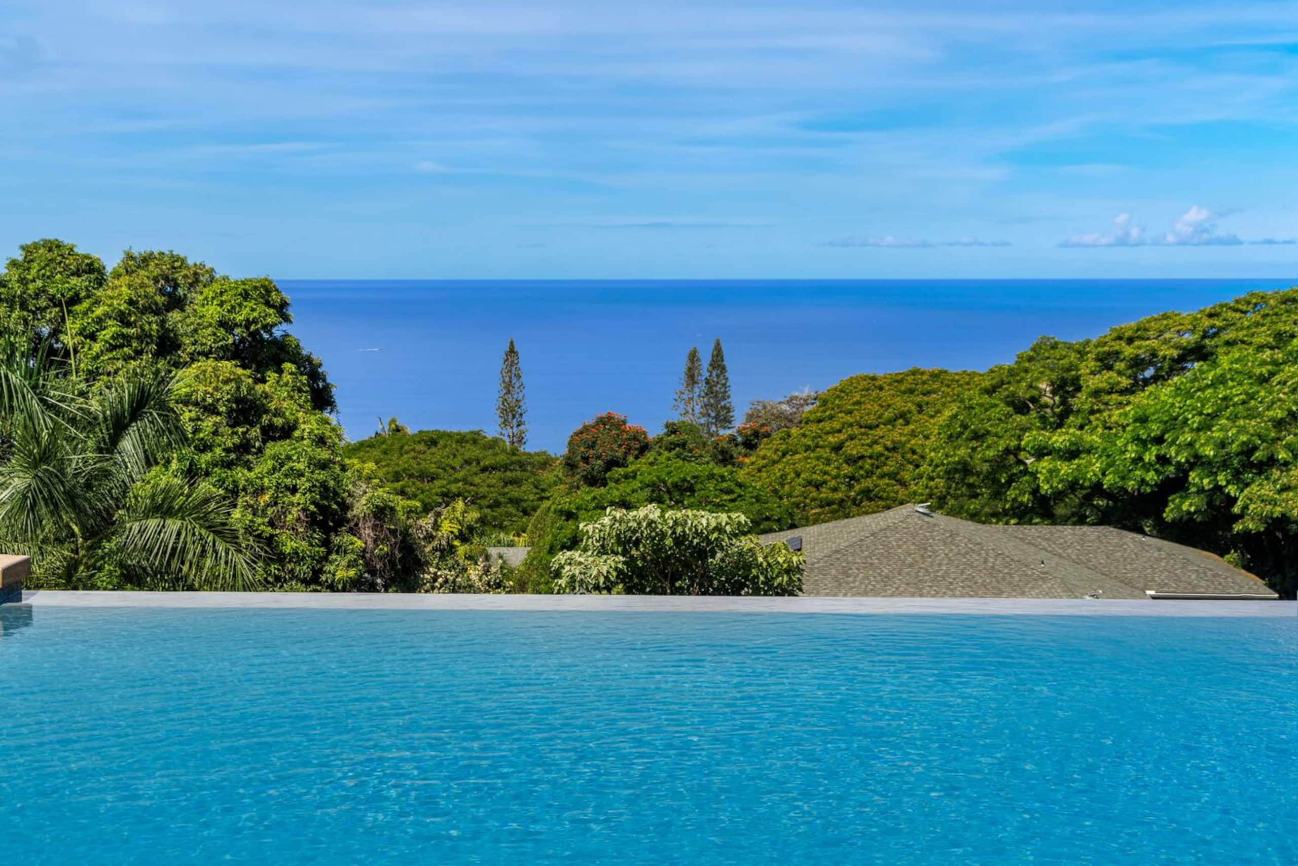 Home in Kailua-Kona · ★4.96 · 4 bedrooms · 5 beds · 3.5 baths - Image 74