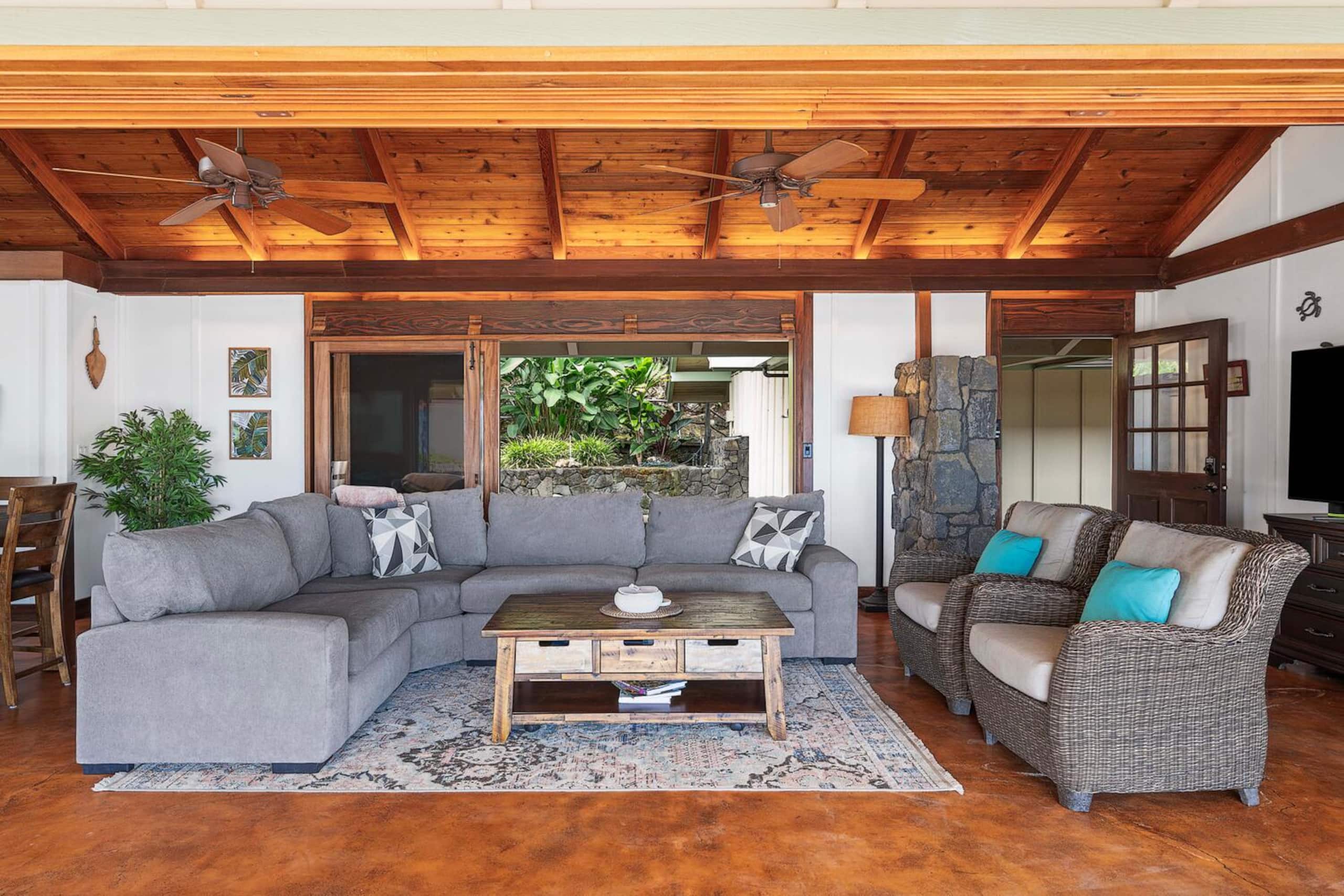 Home in Kailua-Kona · ★4.96 · 4 bedrooms · 5 beds · 3.5 baths - Image 17