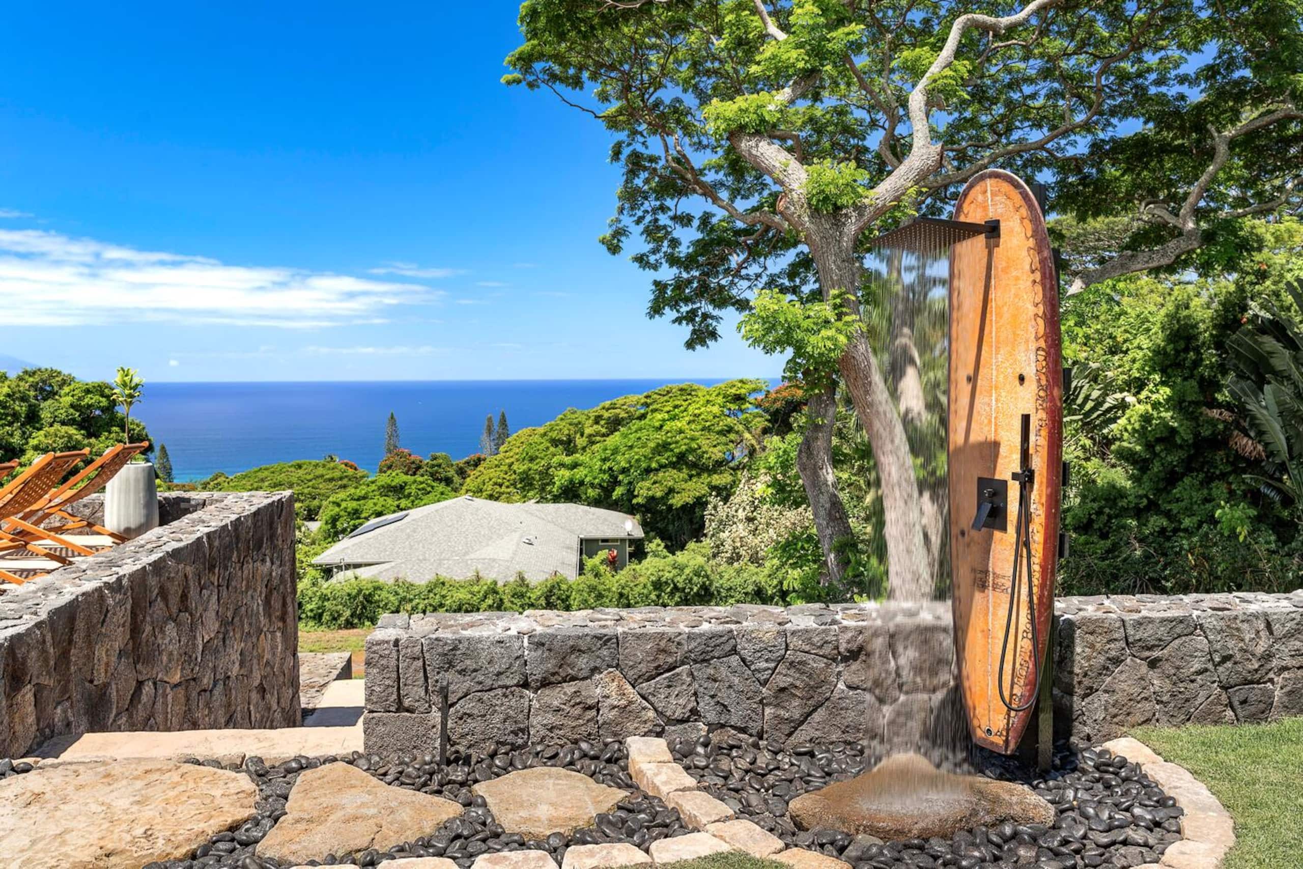 Home in Kailua-Kona · ★4.96 · 4 bedrooms · 5 beds · 3.5 baths - Image 70