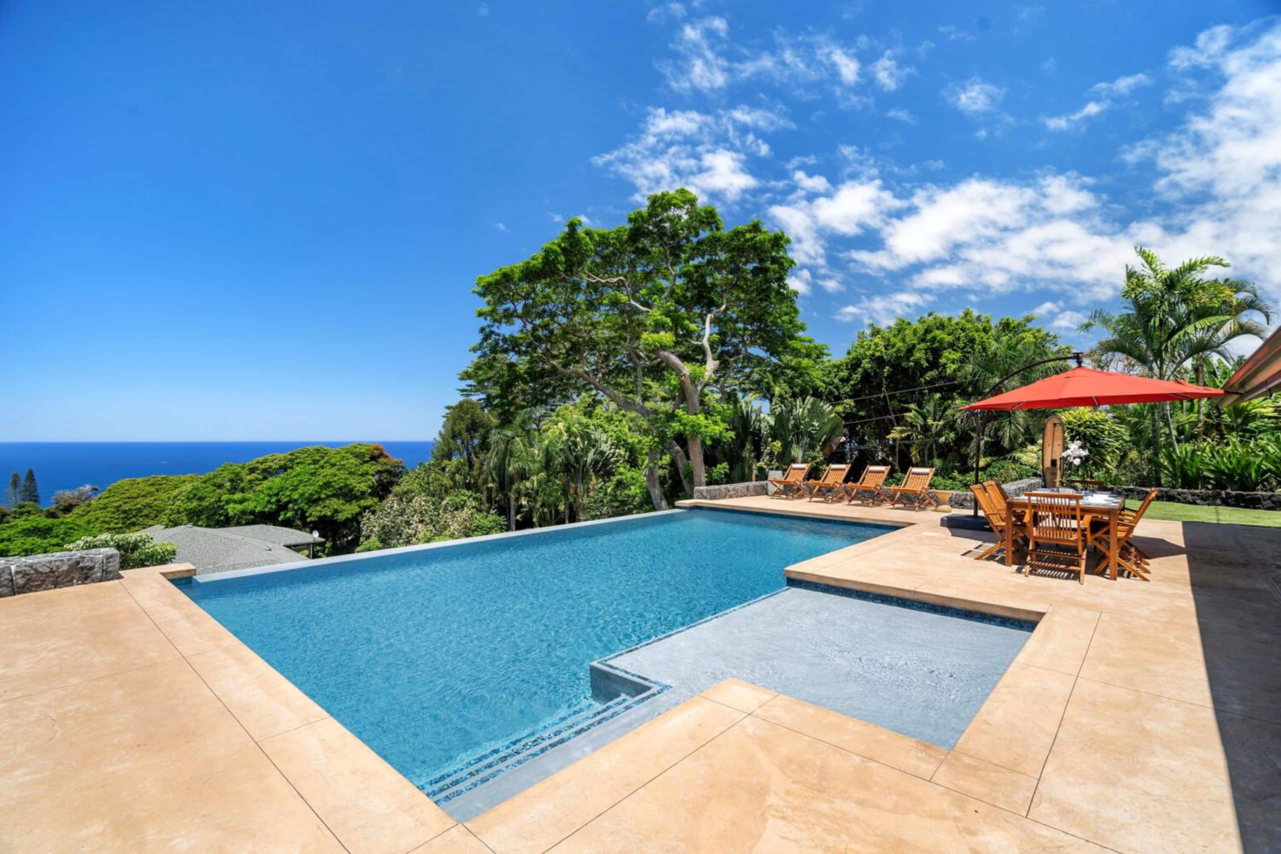 Home in Kailua-Kona · ★4.96 · 4 bedrooms · 5 beds · 3.5 baths - Image 2