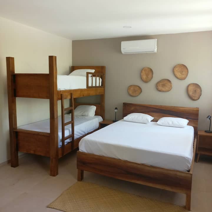 საძინებელი 1