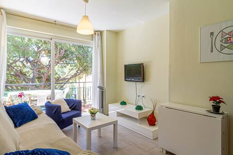 Apartment Cabrera Montserrat for 4