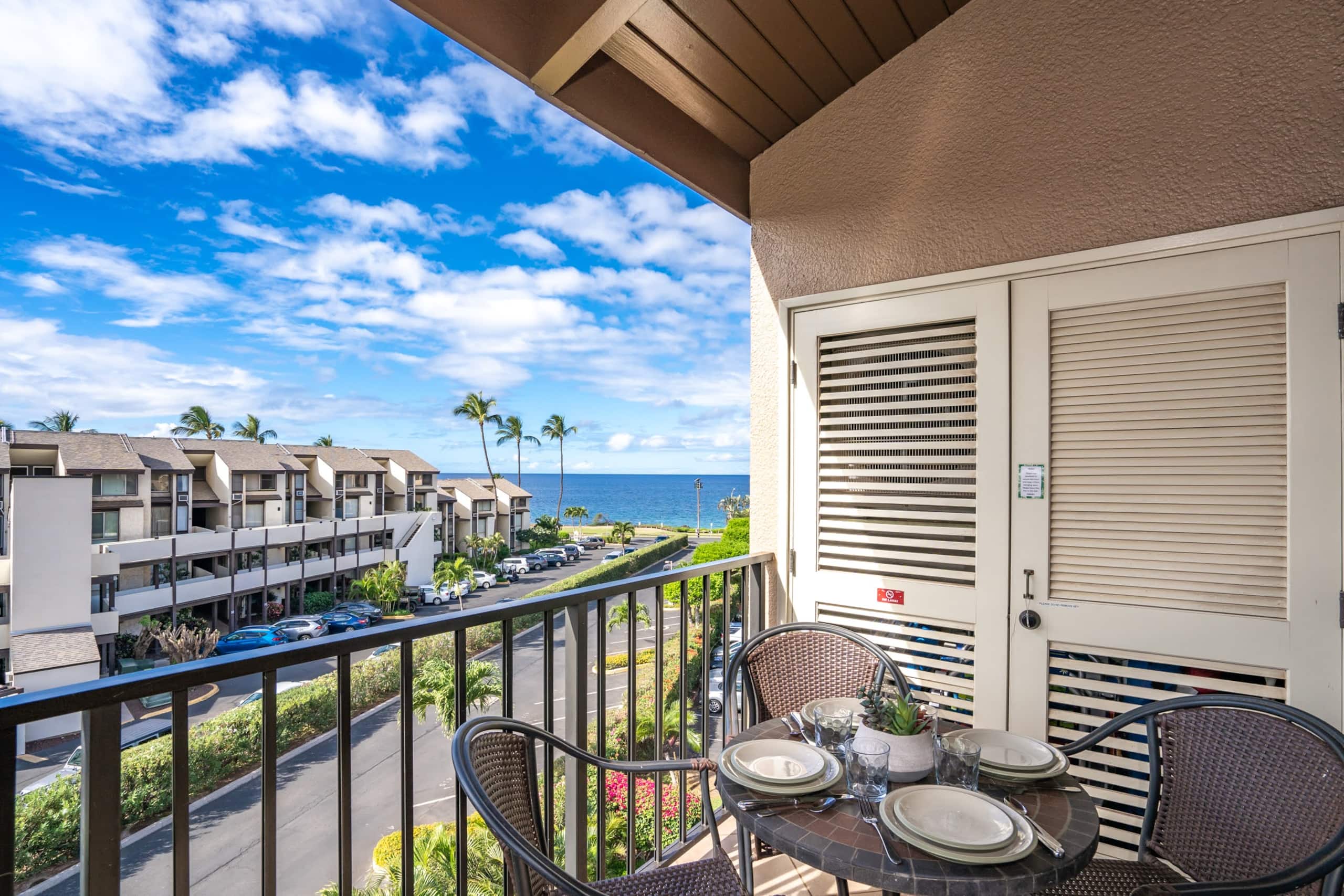 Condo in Kihei · ★4.6 · 2 bedrooms · 3 beds · 2 shared baths - Image 2