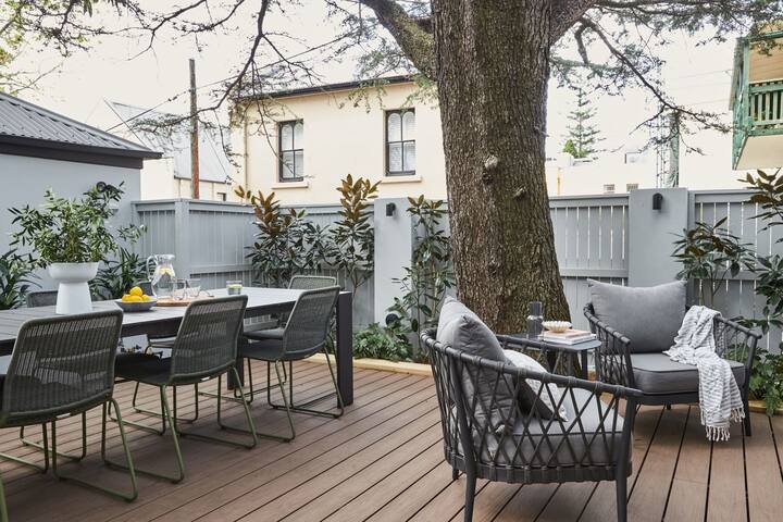 The Darling gallery image 3