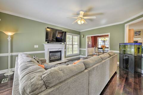 Wendell Home w/ Fenced Yard, Close to Raleigh