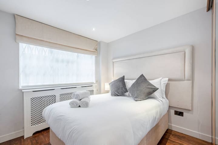 Modern Sanctuary with Designer Flair