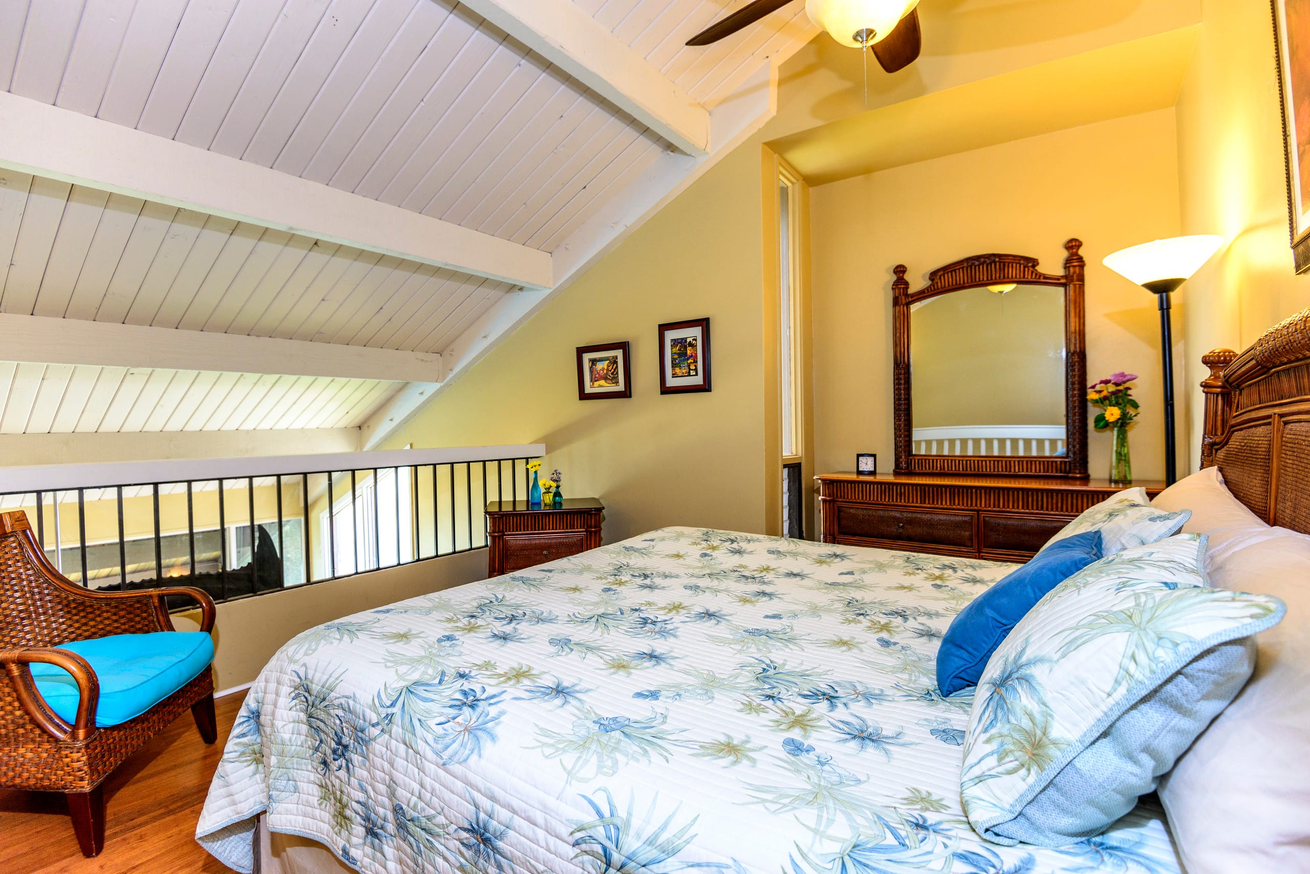 Condo in Lahaina · ★4.64 · 2 bedrooms · 2 beds · 2 baths - Image 11