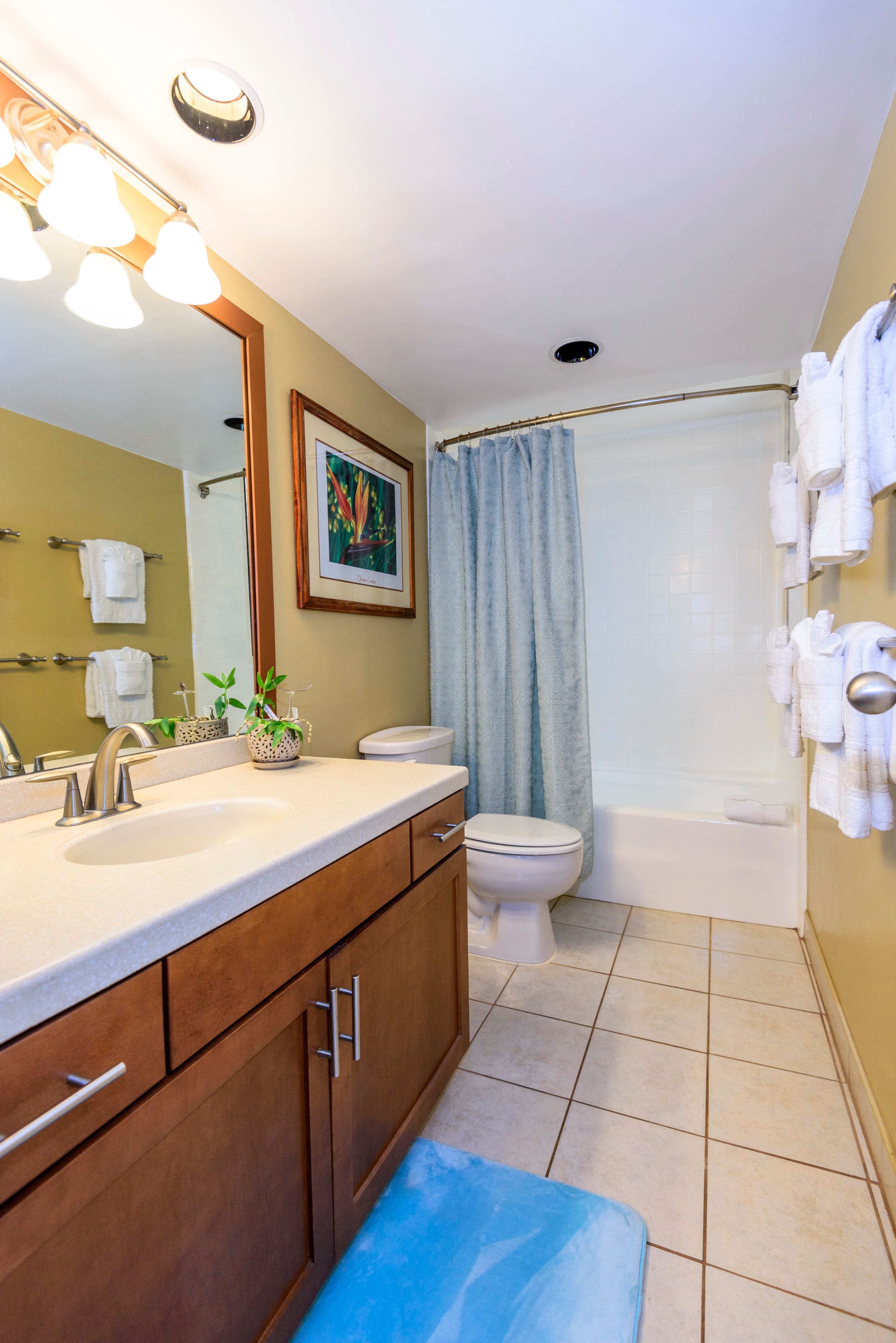 Condo in Lahaina · ★4.64 · 2 bedrooms · 2 beds · 2 baths - Image 13