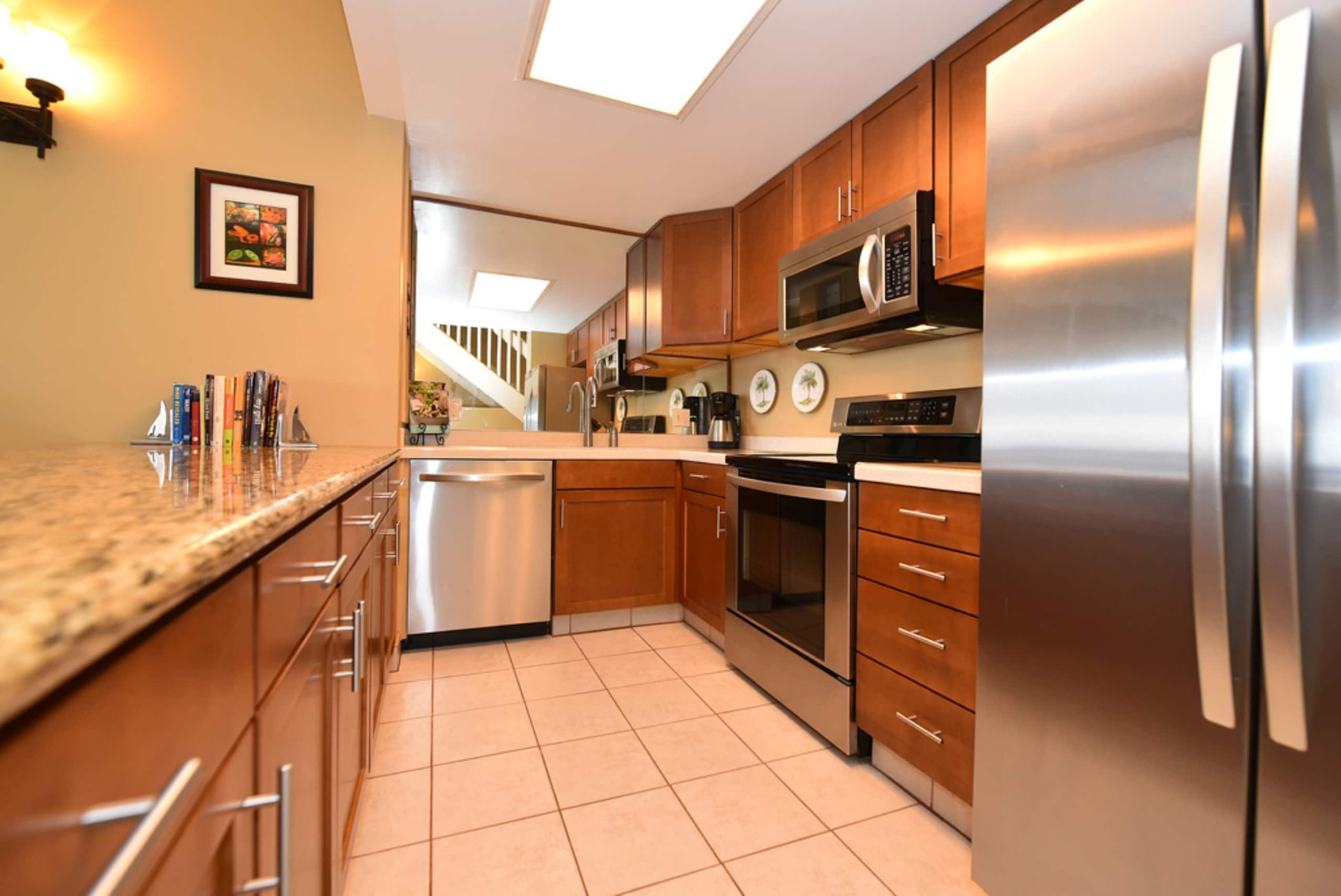 Condo in Lahaina · ★4.64 · 2 bedrooms · 2 beds · 2 baths - Image 3