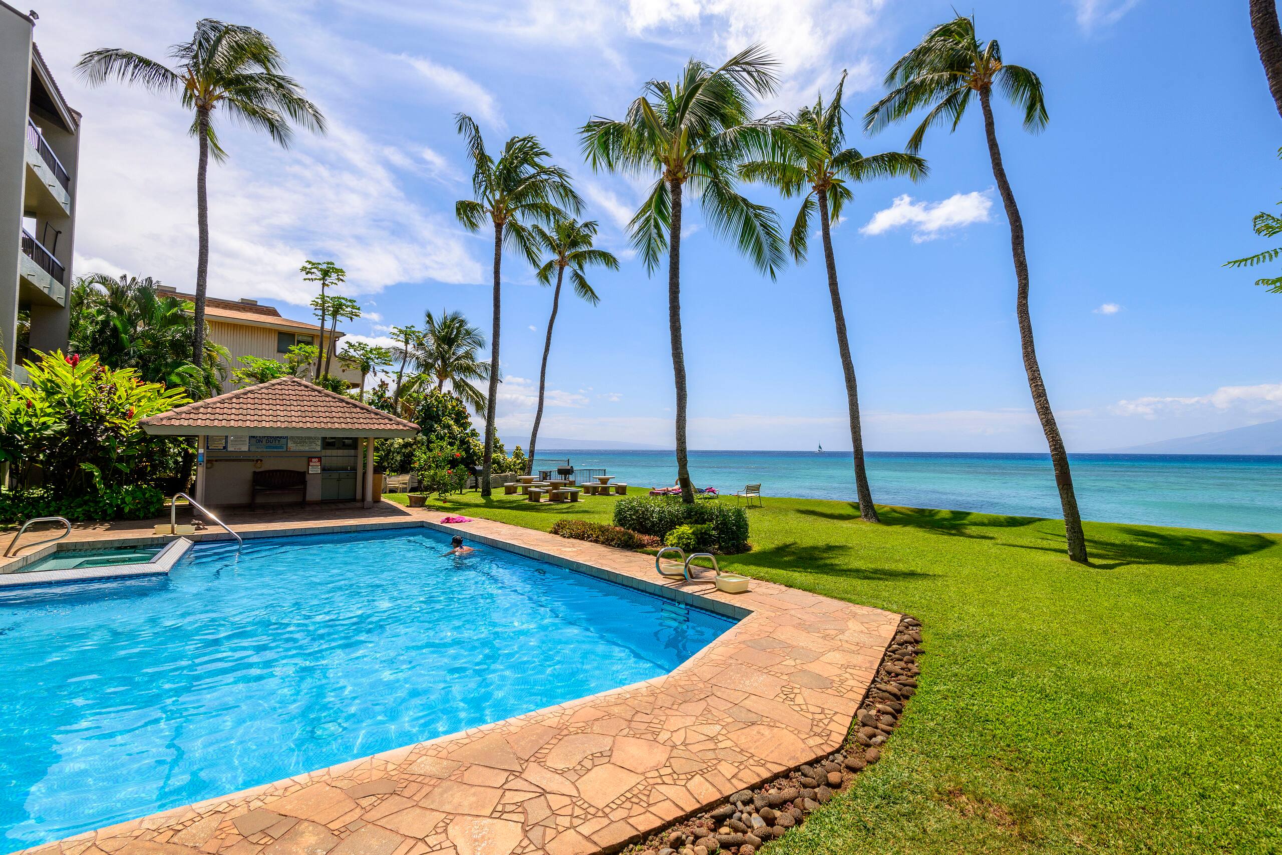 Condo in Lahaina · ★4.64 · 2 bedrooms · 2 beds · 2 baths - Image 29