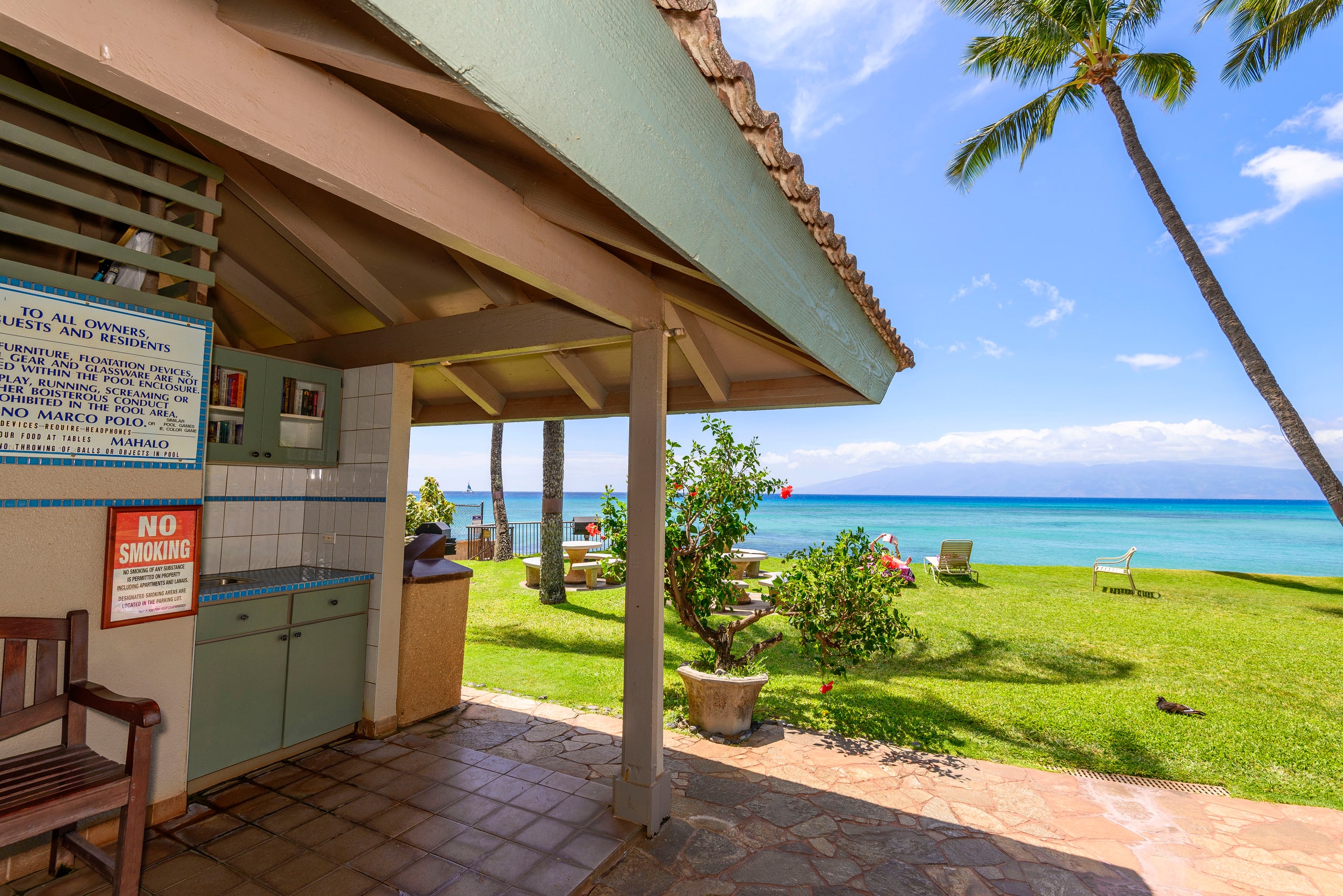 Condo in Lahaina · ★4.64 · 2 bedrooms · 2 beds · 2 baths - Image 14