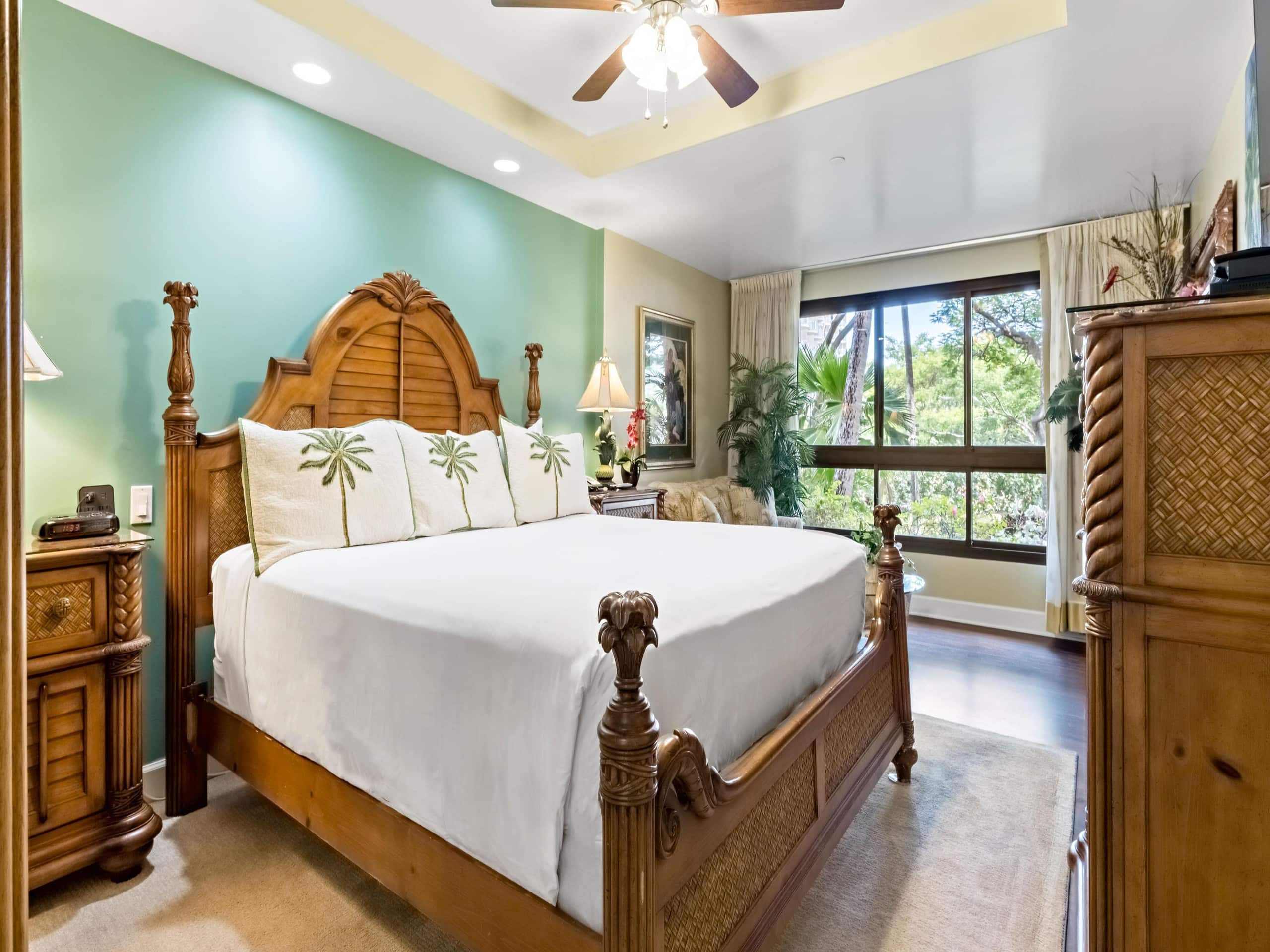 Condo in Lahaina · ★5.0 · 2 bedrooms · 3 beds · 2 baths - Image 4
