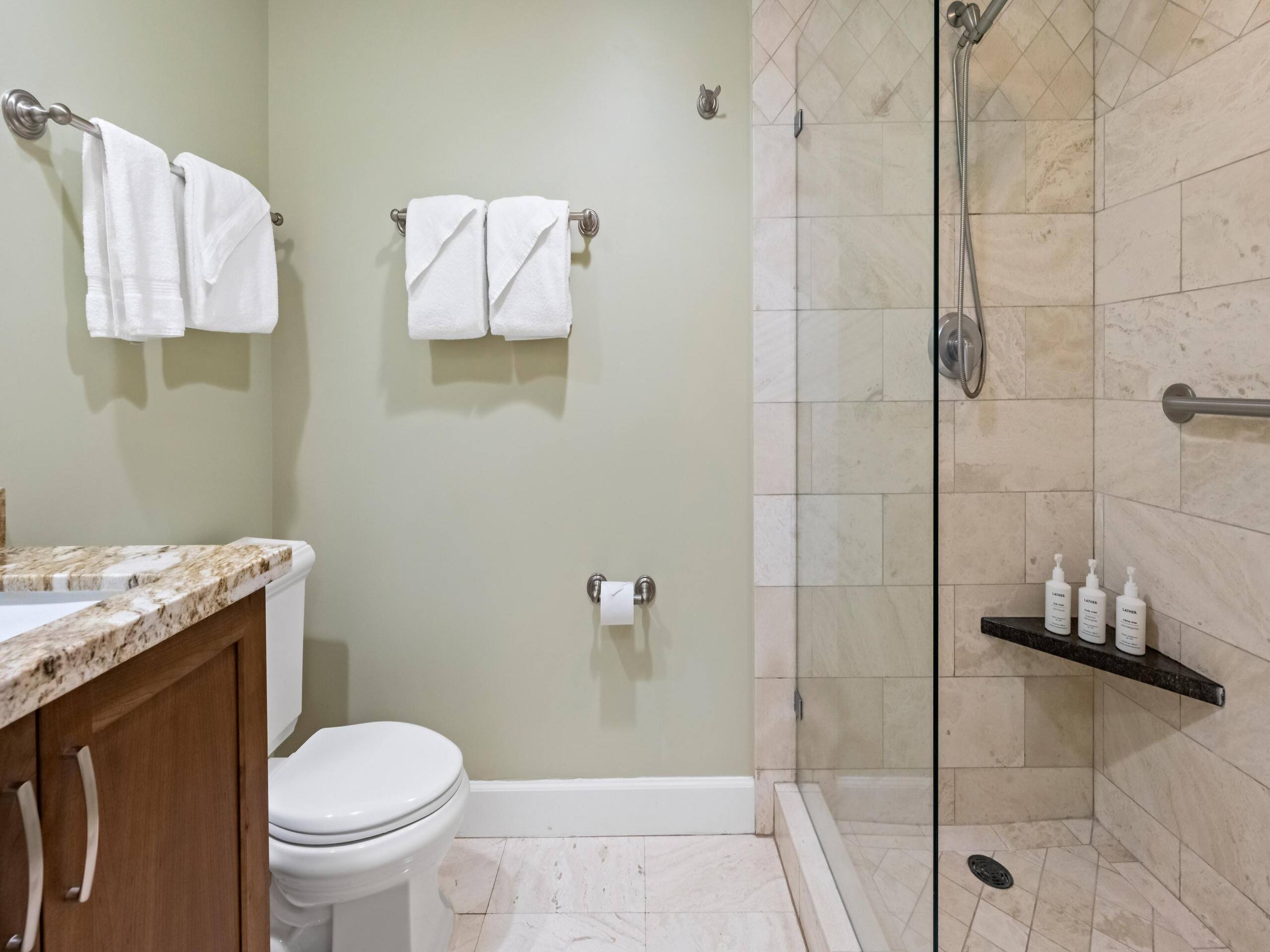 Condo in Lahaina · ★5.0 · 2 bedrooms · 3 beds · 2 baths - Image 13