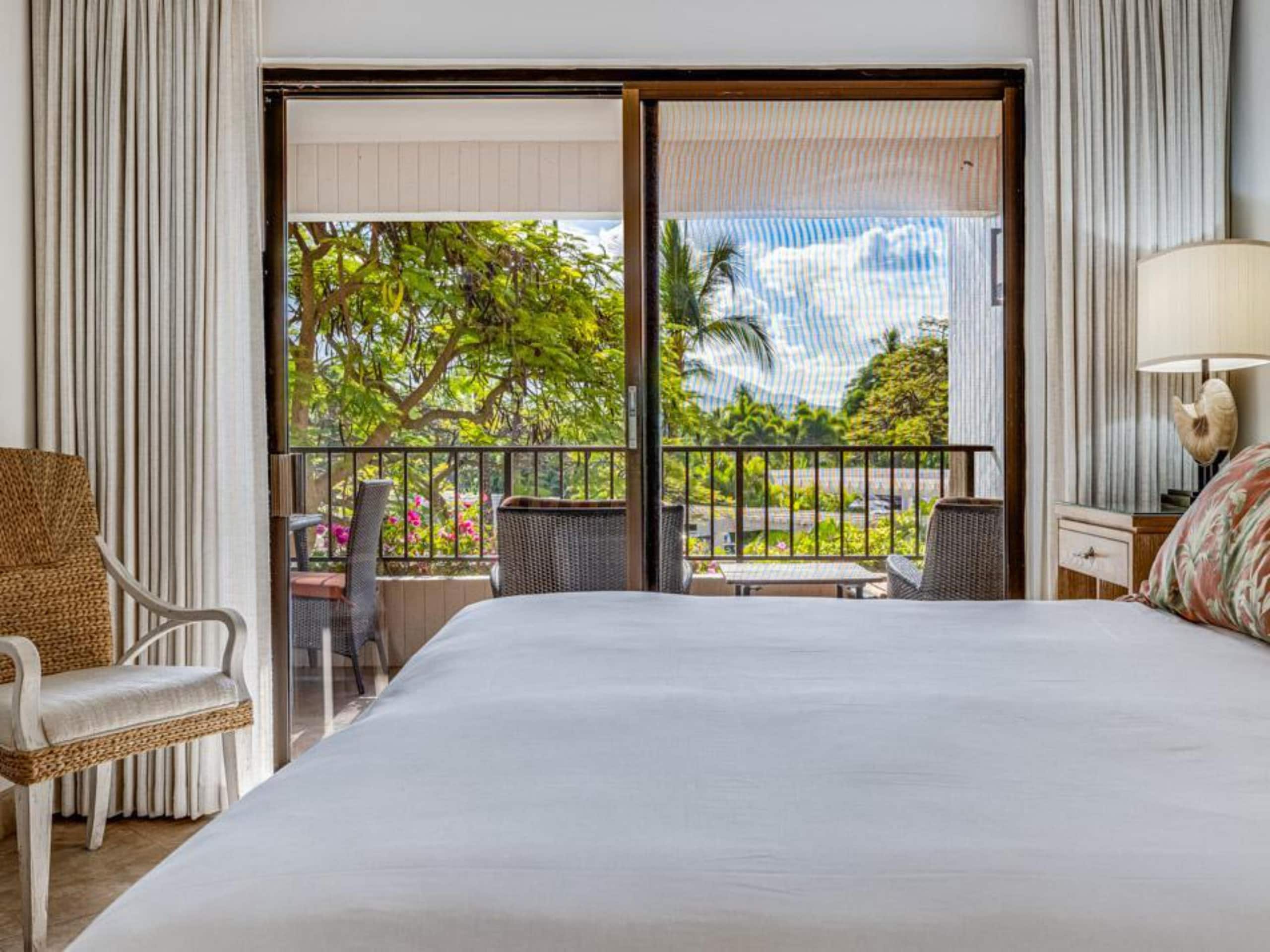 Condo in Lahaina · ★5.0 · 2 bedrooms · 3 beds · 2 baths - Image 21