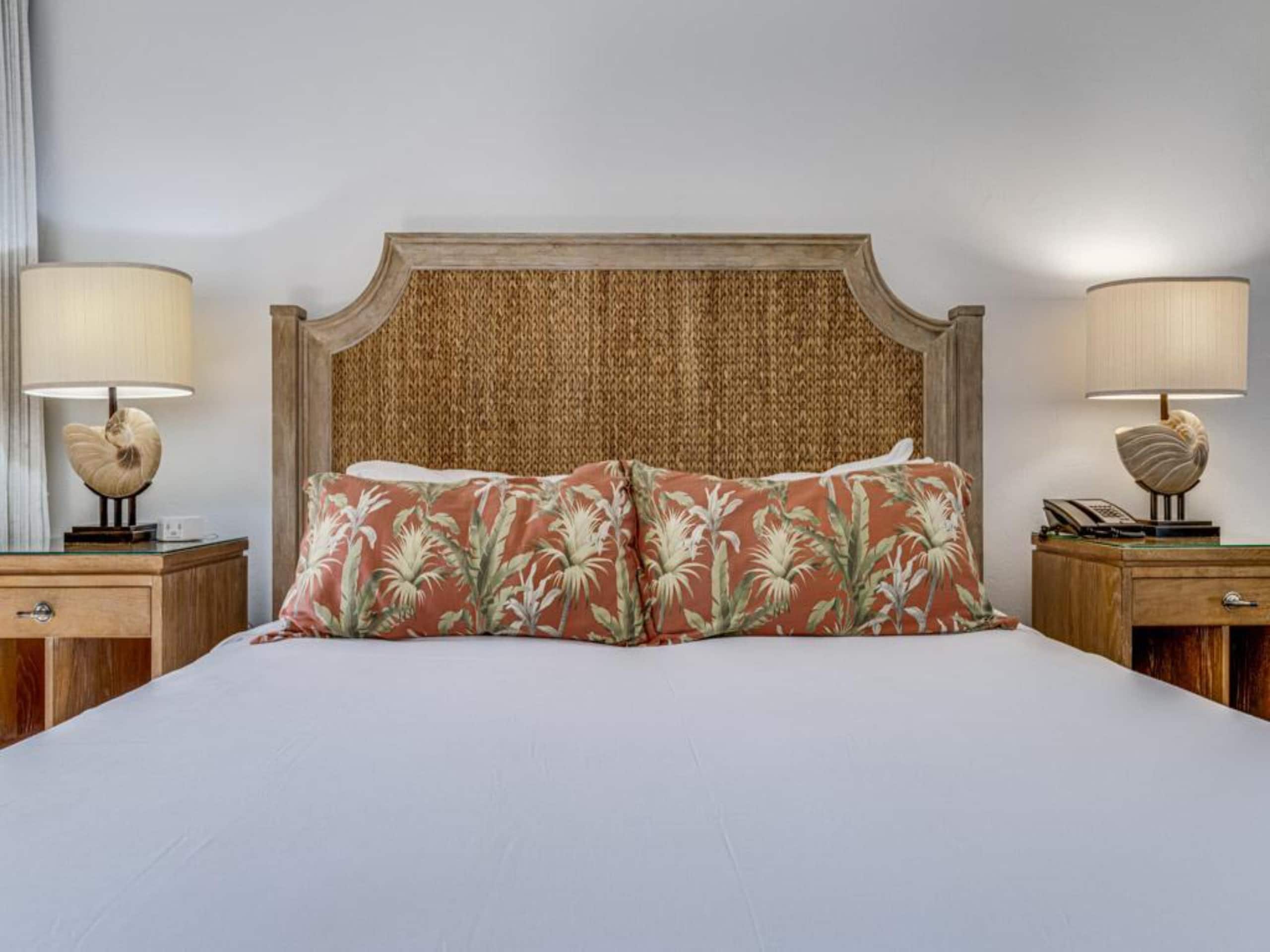 Condo in Lahaina · ★5.0 · 2 bedrooms · 3 beds · 2 baths - Image 20