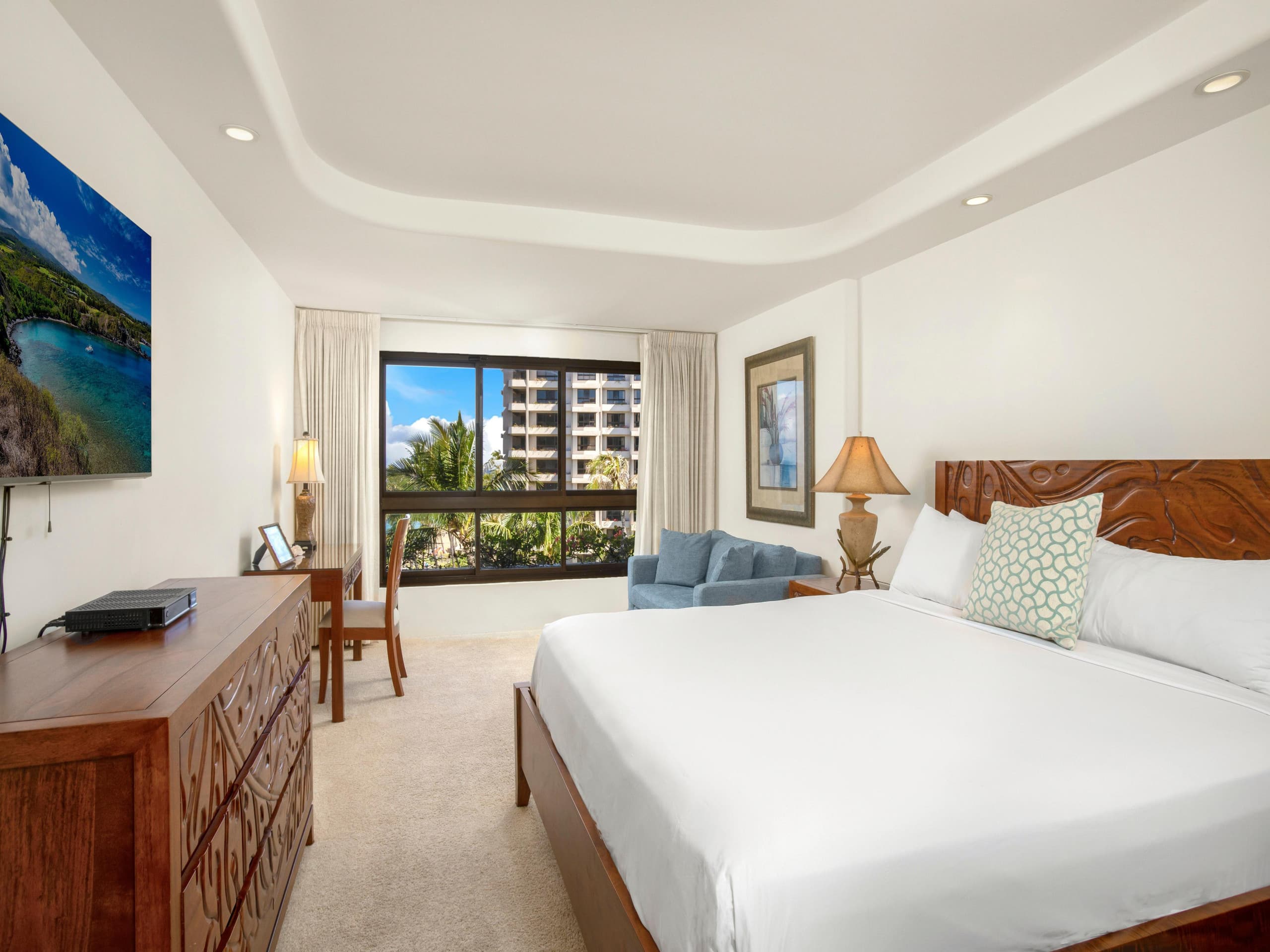 Condo in Lahaina · ★5.0 · 2 bedrooms · 3 beds · 2 baths - Image 4