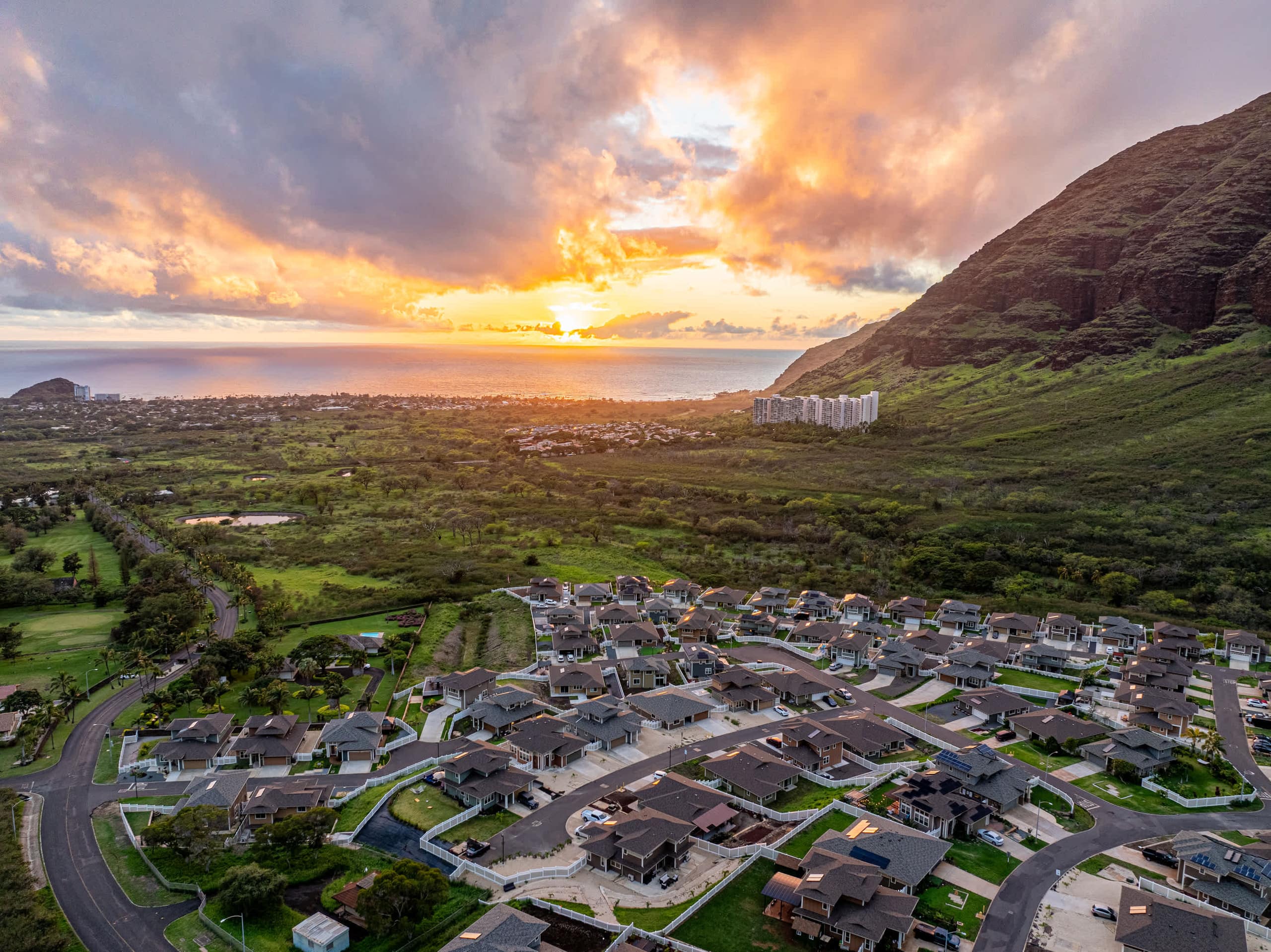 Home in Waianae · ★4.95 · 4 bedrooms · 6 beds · 3.5 private baths - Image 7