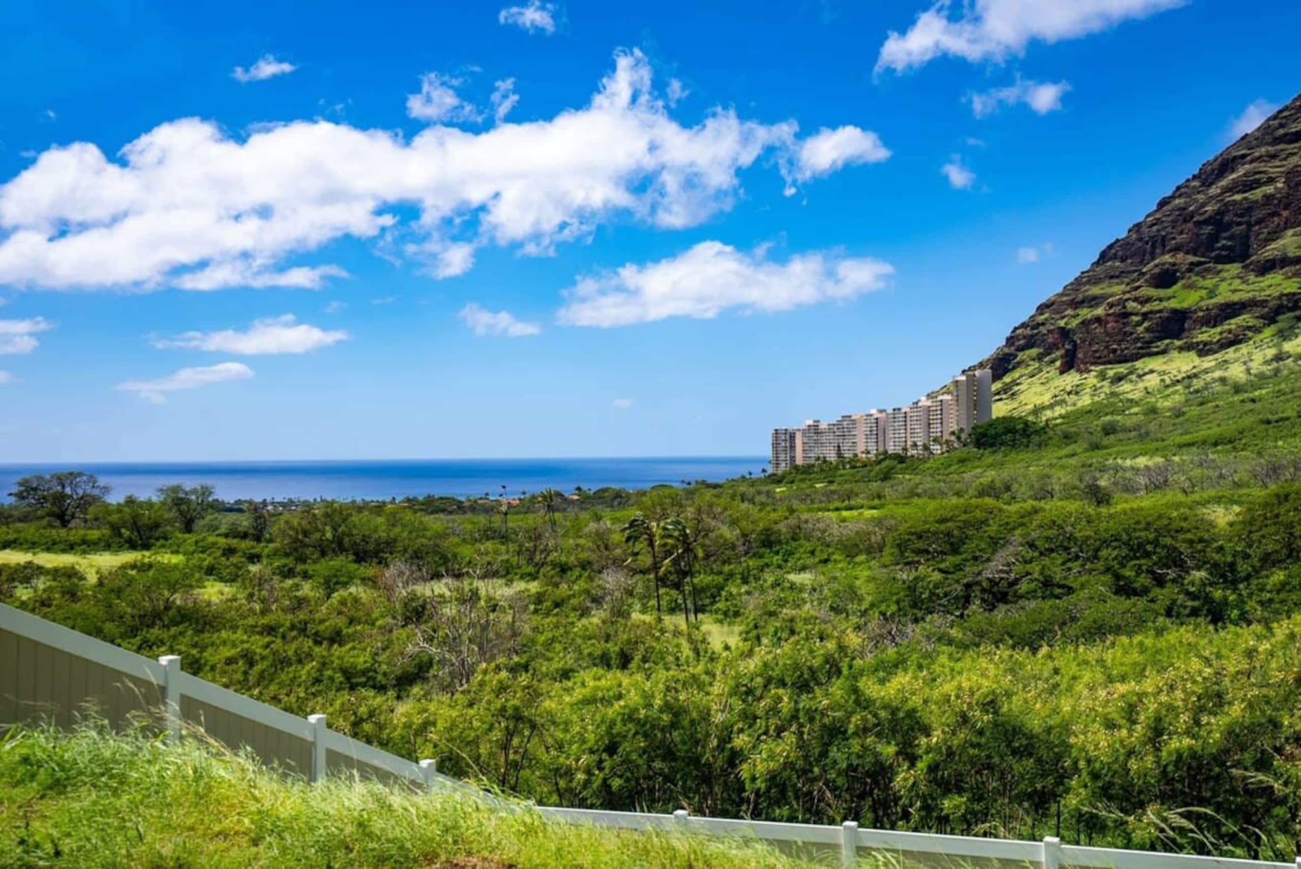 Home in Waianae · ★4.95 · 4 bedrooms · 6 beds · 3.5 private baths - Image 48