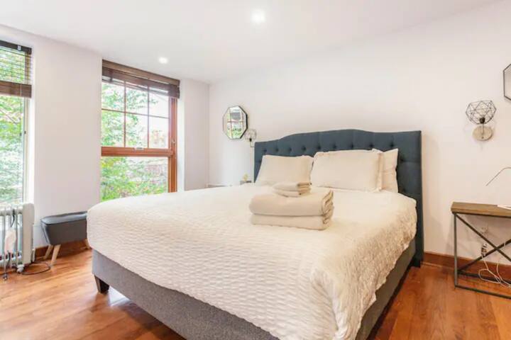 The Ultimate Plateau Retreat – 10BR Sleeps 24 gallery image 4