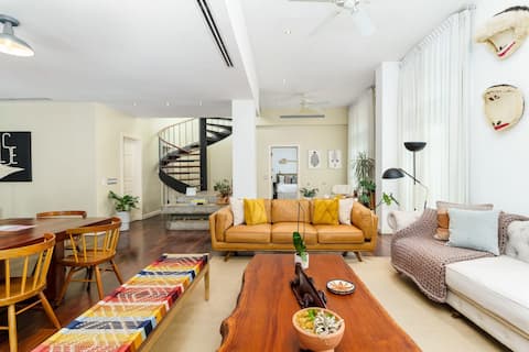 w* | Curated 3BR Duplex Penthouse W/ Pool in Casco