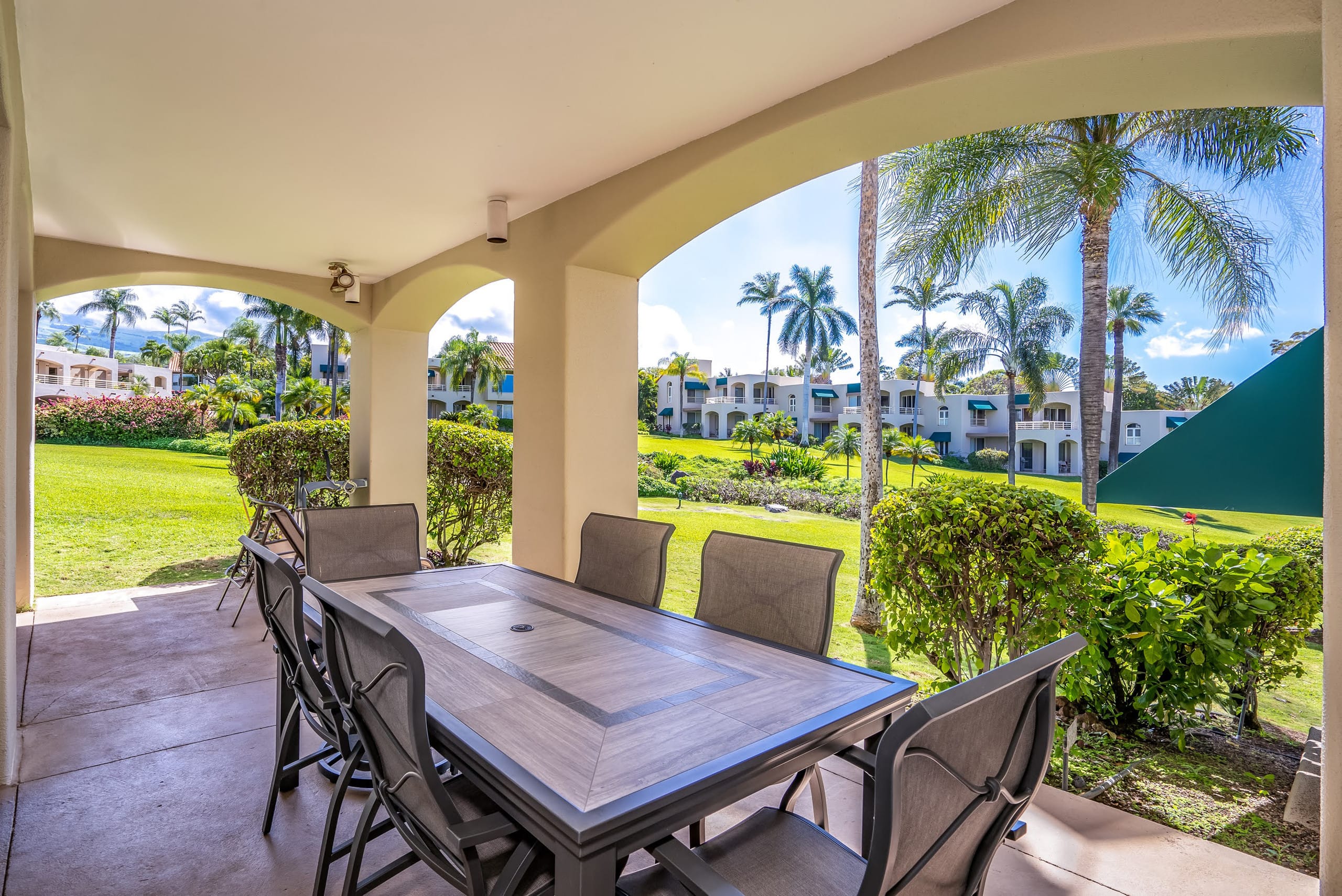 Condo in Kihei · ★4.33 · 2 bedrooms · 4 beds · 2 private baths - Image 35