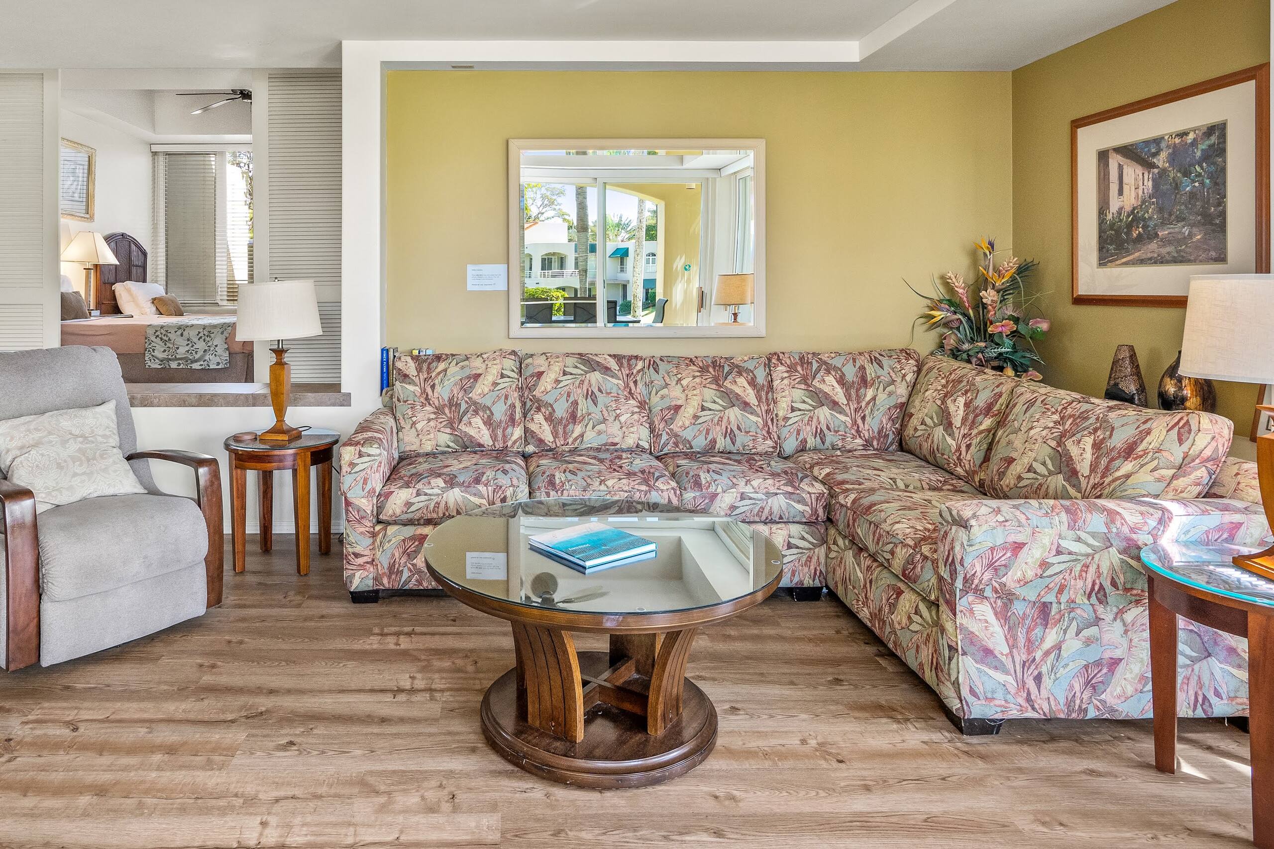 Condo in Kihei · ★4.33 · 2 bedrooms · 4 beds · 2 private baths - Image 4