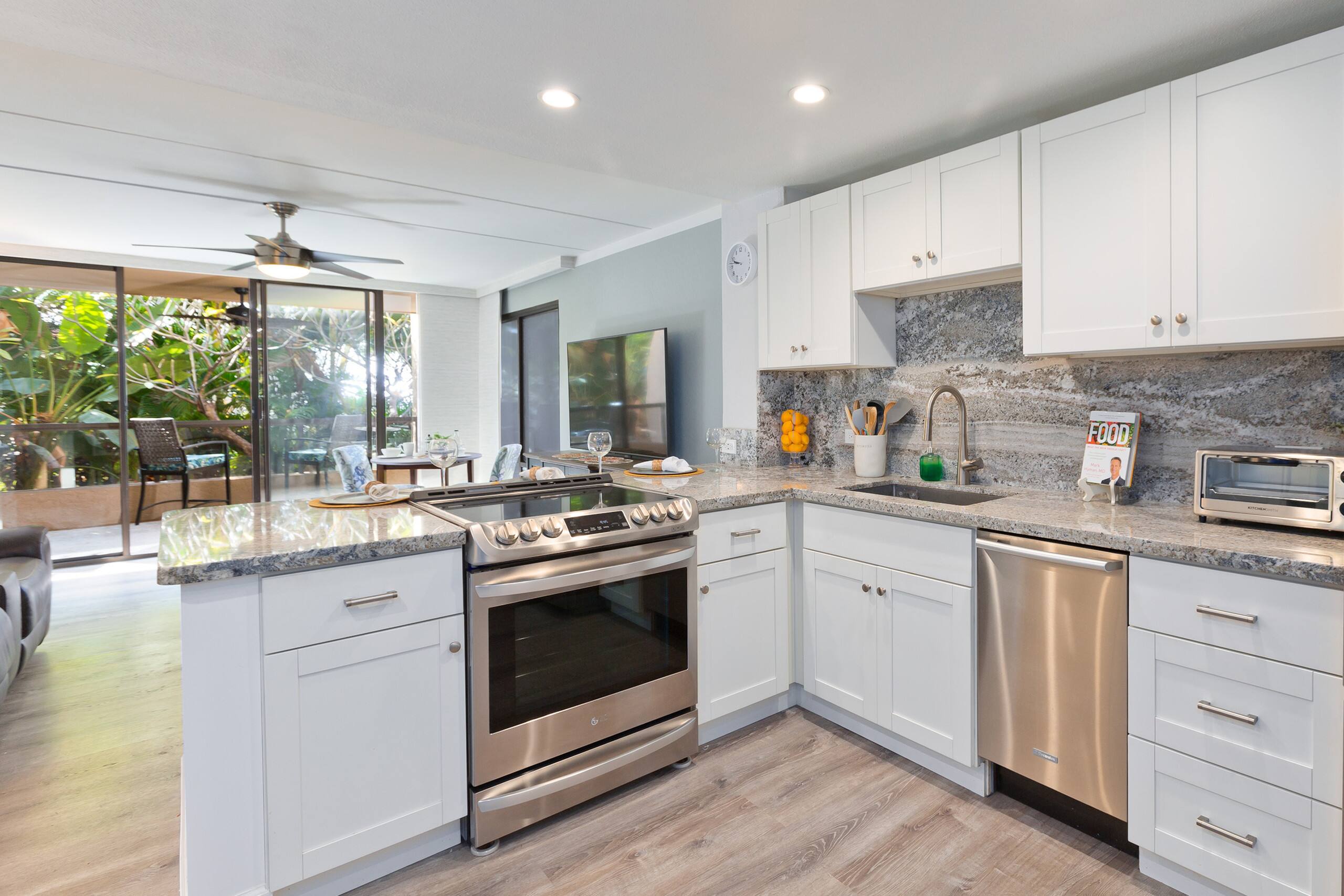 Condo in Kailua-Kona · ★4.92 · 1 bedroom · 1 bed · 2 shared baths - Image 8