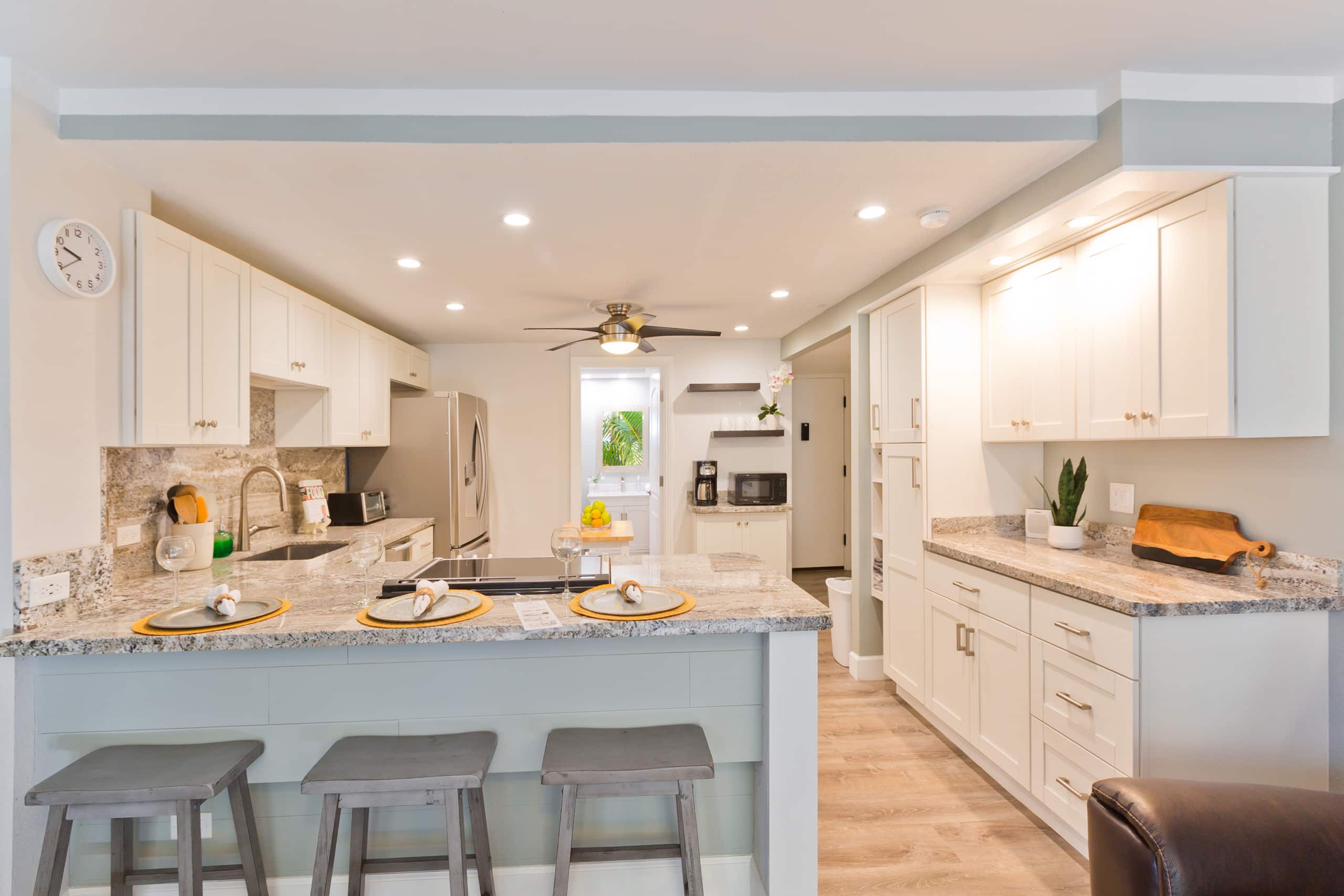 Condo in Kailua-Kona · ★4.92 · 1 bedroom · 1 bed · 2 shared baths - Image 6