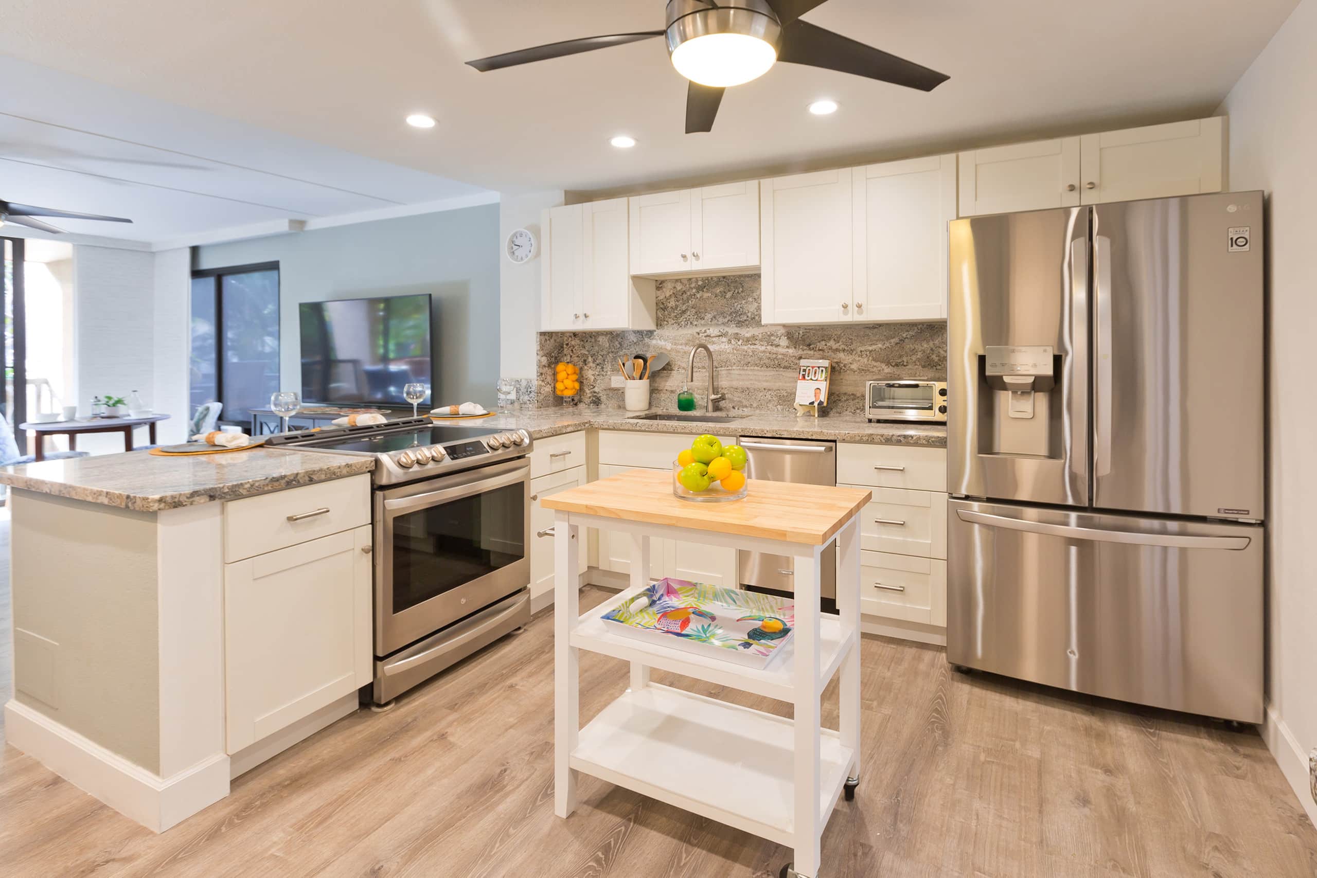 Condo in Kailua-Kona · ★4.92 · 1 bedroom · 1 bed · 2 shared baths - Image 12