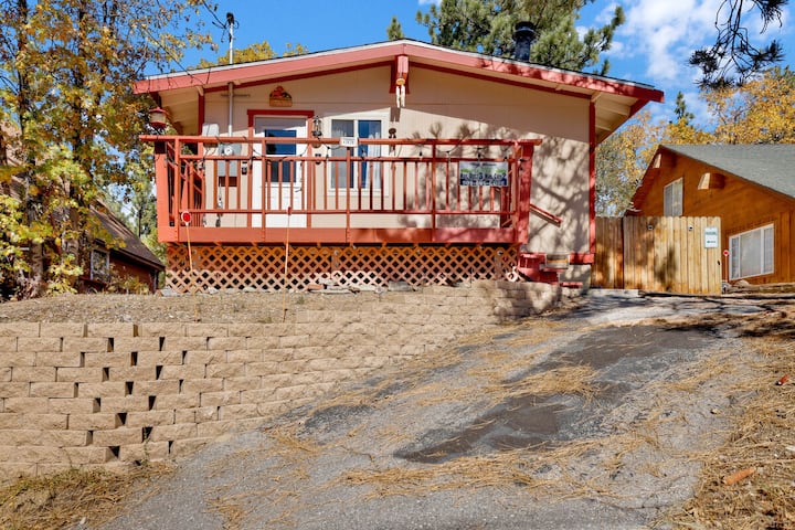Cozy Ski View Chalet Cottage At Big Bear Lake - Big Bear Lake, CA