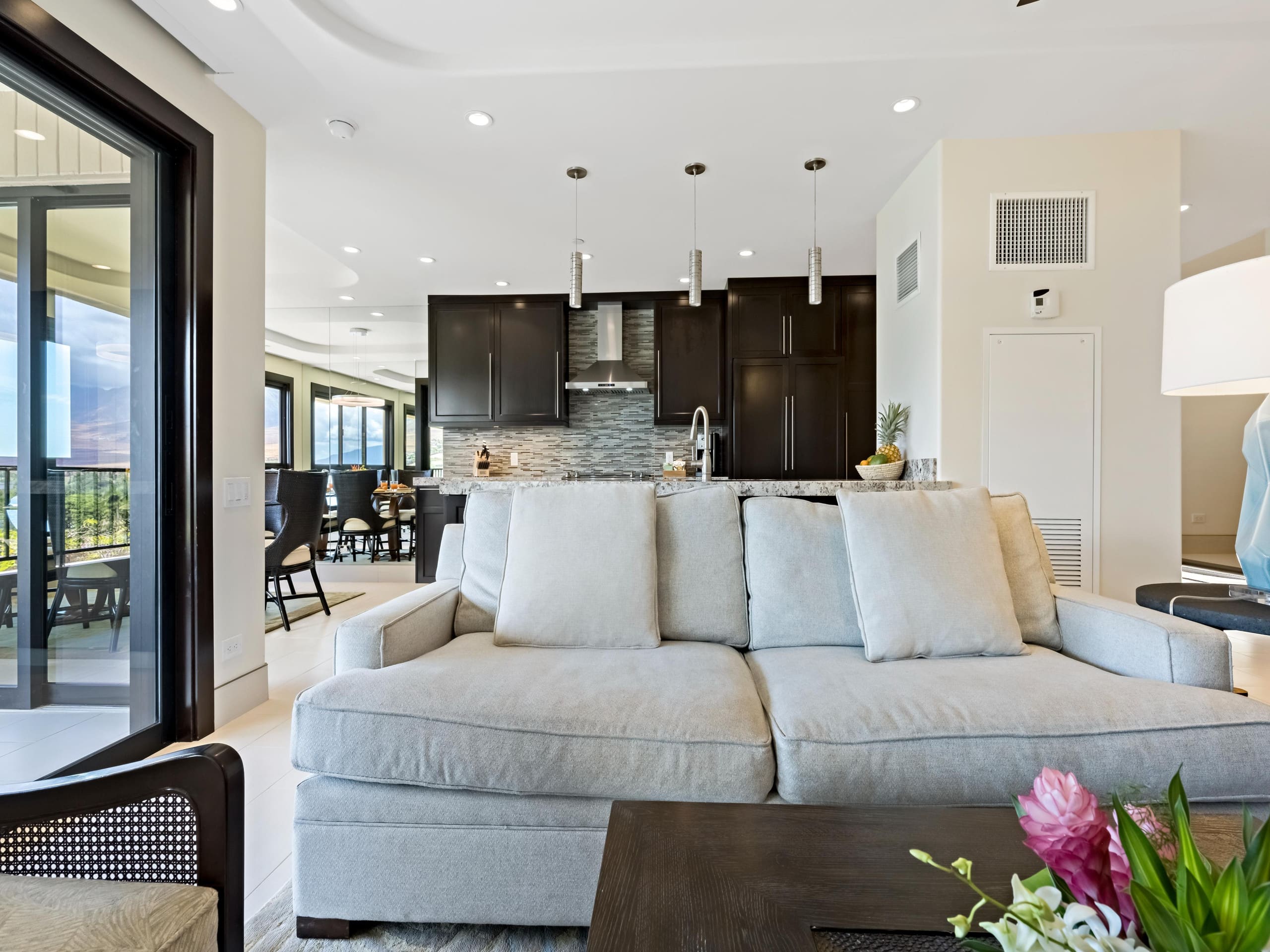 Condo in Lahaina · ★4.75 · 3 bedrooms · 4 beds · 2 baths - Image 7