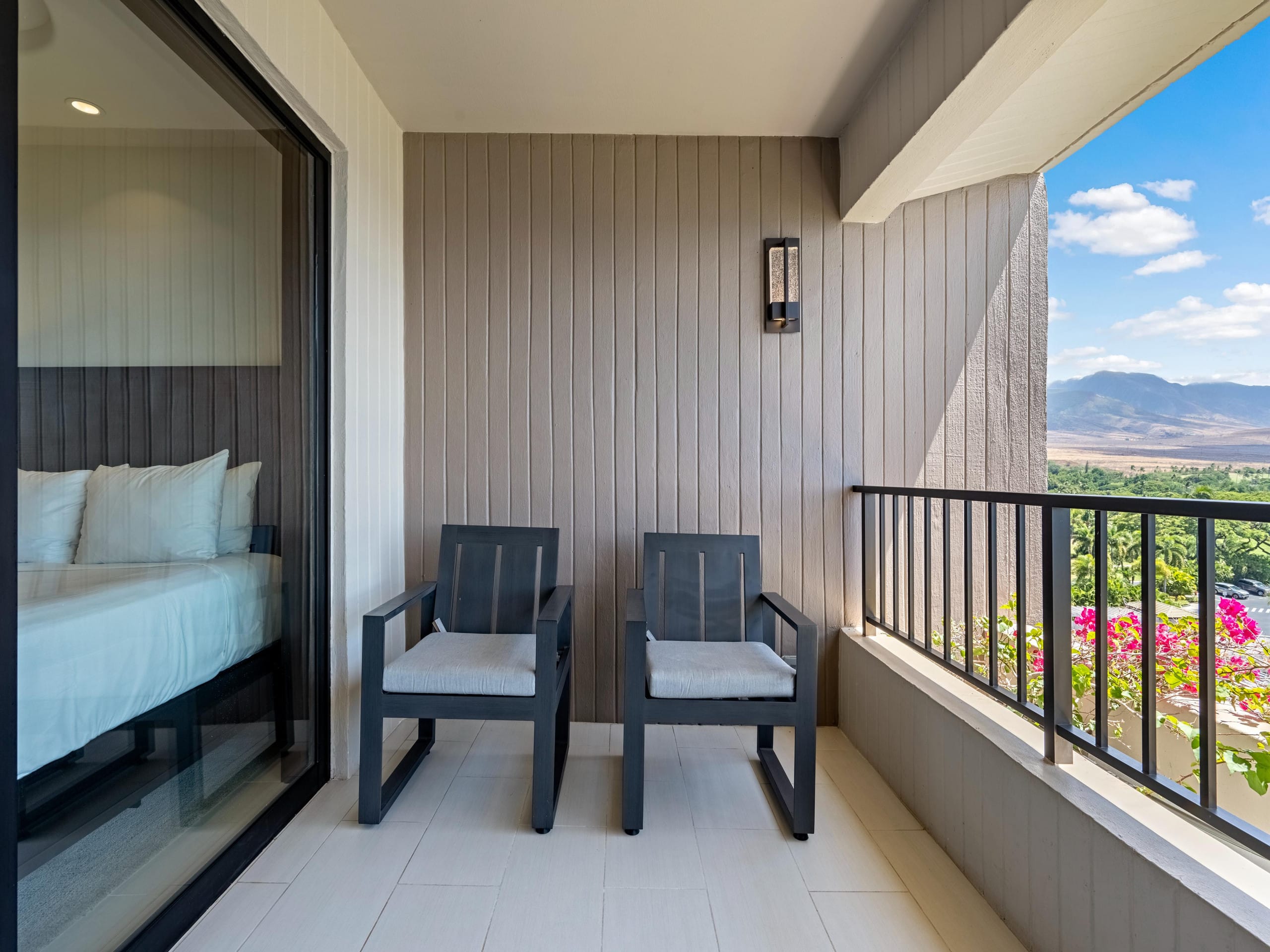 Condo in Lahaina · ★4.75 · 3 bedrooms · 4 beds · 2 baths - Image 16