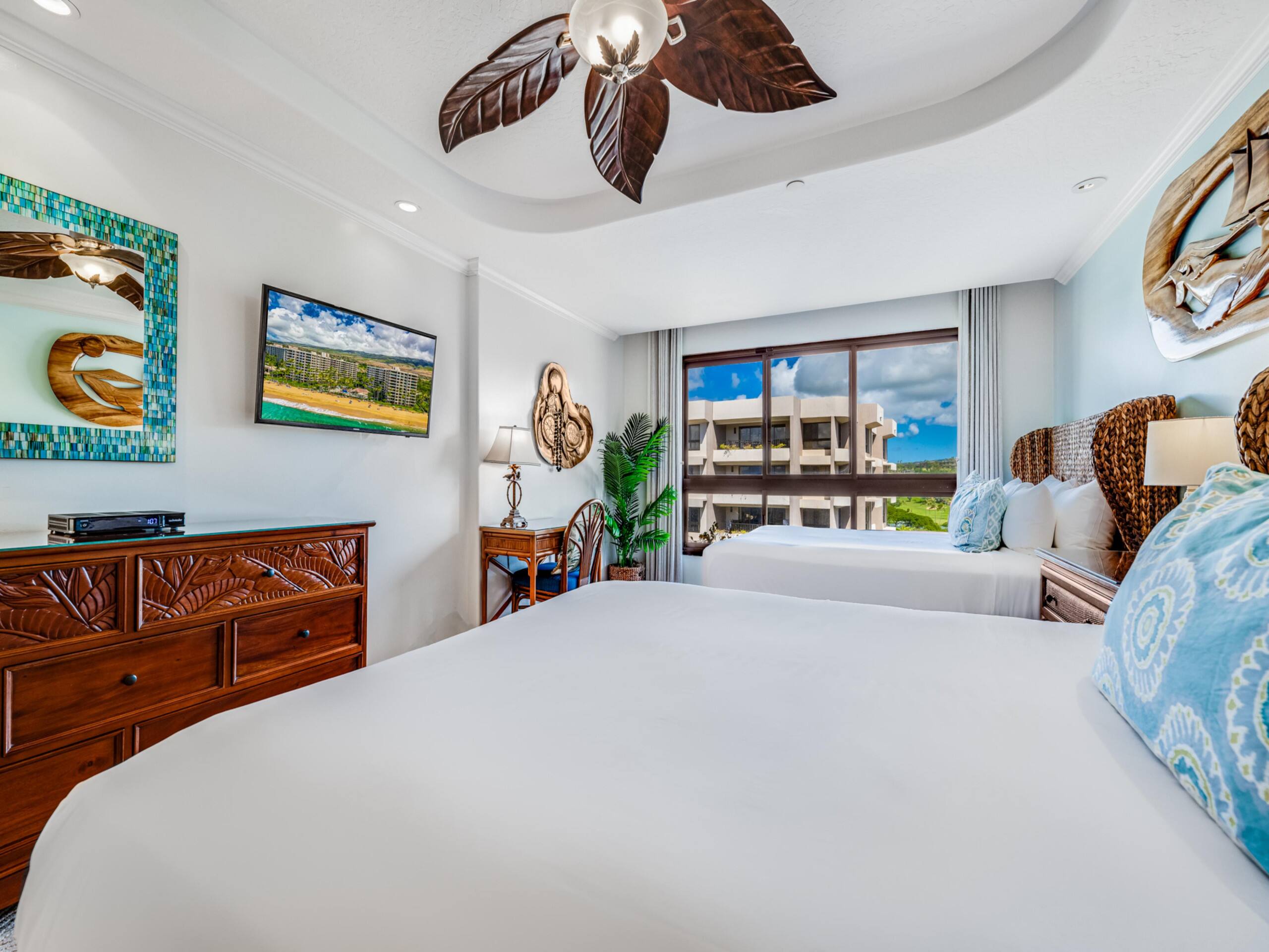 Condo in Lahaina · ★4.86 · 2 bedrooms · 3 beds · 2 baths - Image 25