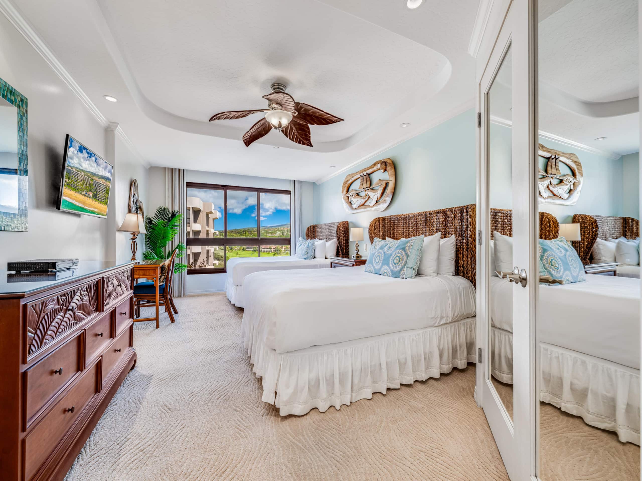 Condo in Lahaina · ★4.86 · 2 bedrooms · 3 beds · 2 baths - Image 23