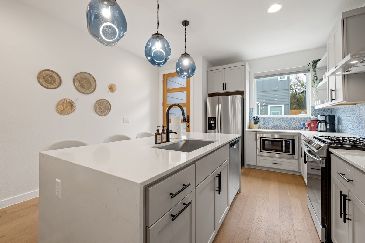 Astonishing Abode | Private+Heated Pool | Near DT