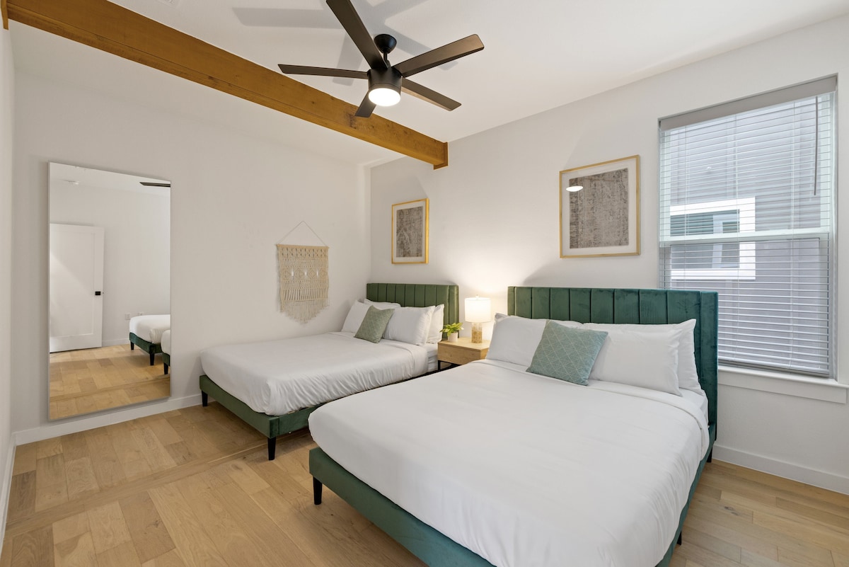 Astonishing Abode | Private+Heated Pool | Near DT