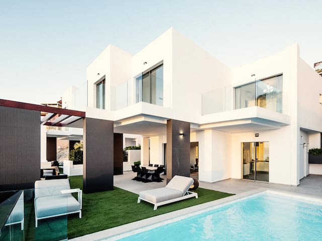 Nolan Group managed Airbnb listing 3