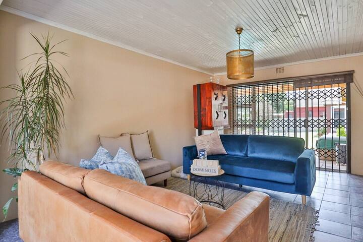 Fairview Crescent by CTHA gallery image 2